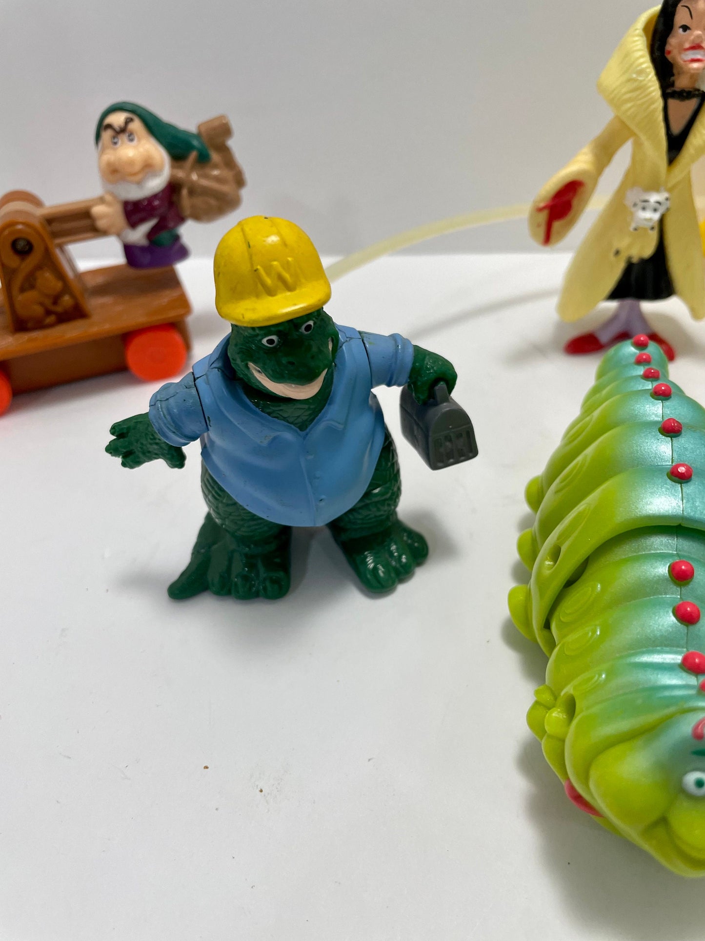 Vintage Disney, Pixar, Universal | Dalmatians, Snow White, Dinosaurs, Donald Duck, Bugs Life, & Land Before Time