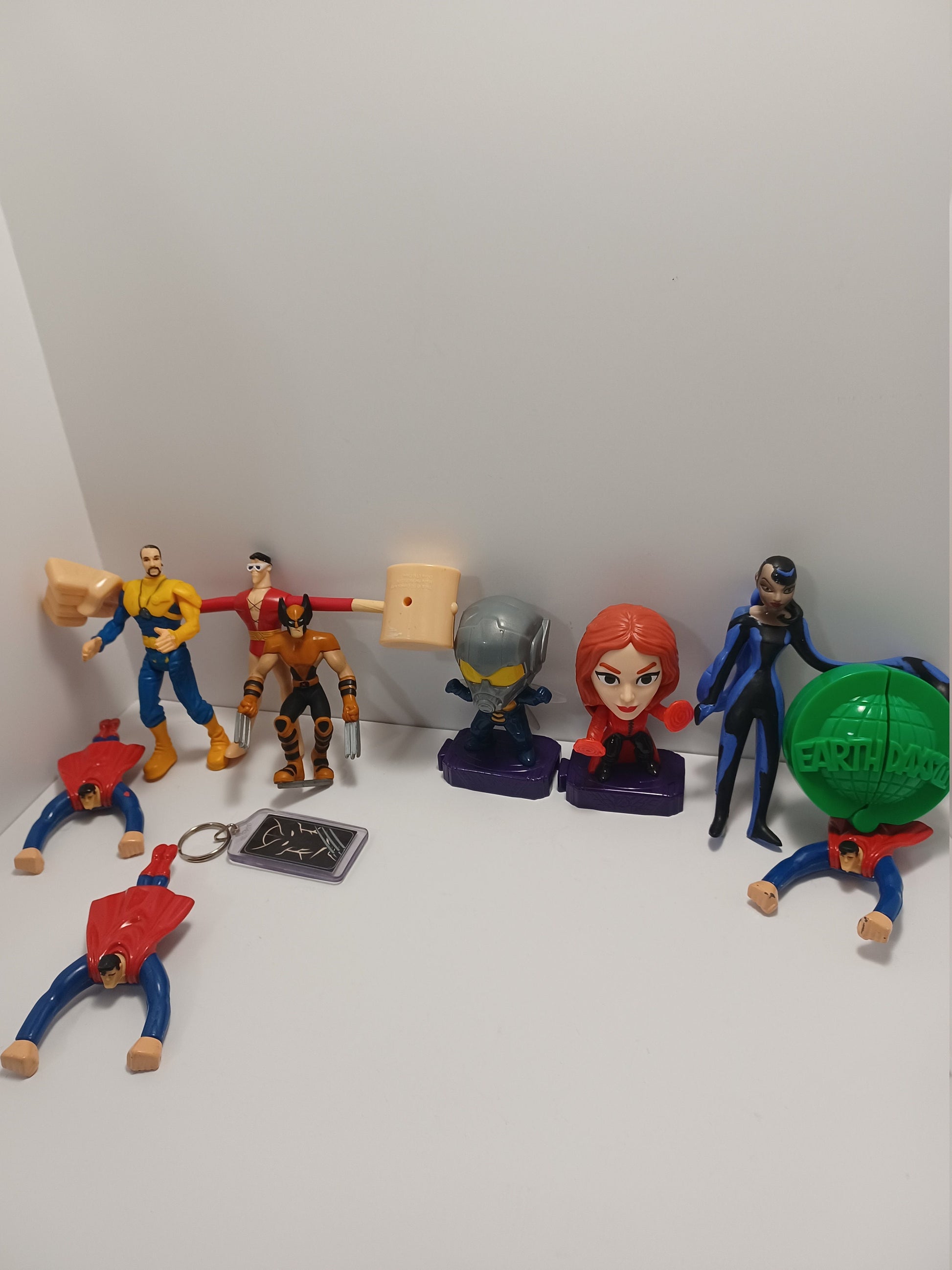 DC Comics Marvel McDonald's Burger King Toy Lot - Marvel Toys - Burger King Toys - McDonald's Toys - Superman Toys