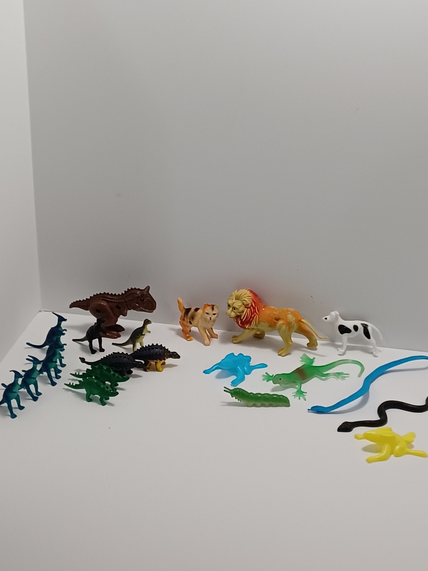 Animal Toy Lot Lion Dinosaurs Snakes Mini Toys - Mini - Mini Toys - Animal Toys - Dinosaur Toys - Jurrasic Park Toys - T Rex - Lion Toy