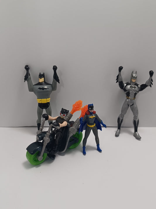 Batman DC Comics Action Figures Toy Lot - Batman - Catwomen - DC Comics - Superhero - Superhero Toys - Batman Action Figures