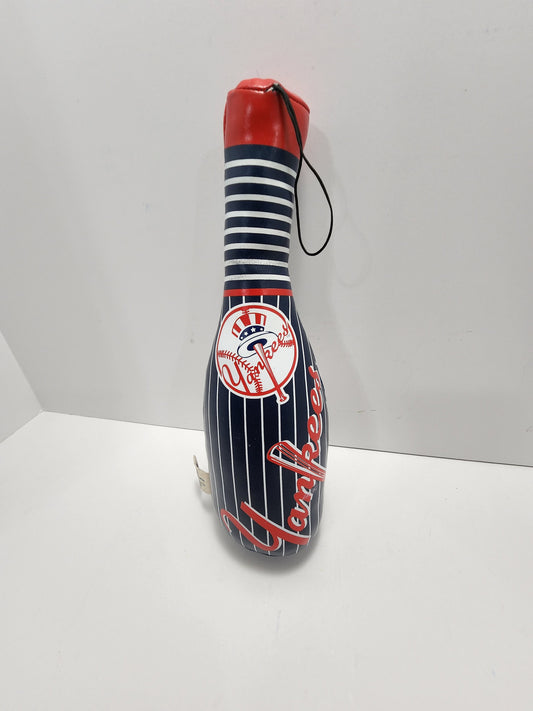 Vintage 1999 New York Yankees Plush Baseball Bat Toy - New York Yankees - Baseball Bat - Yankees - New York Yankees Collectables - MLB