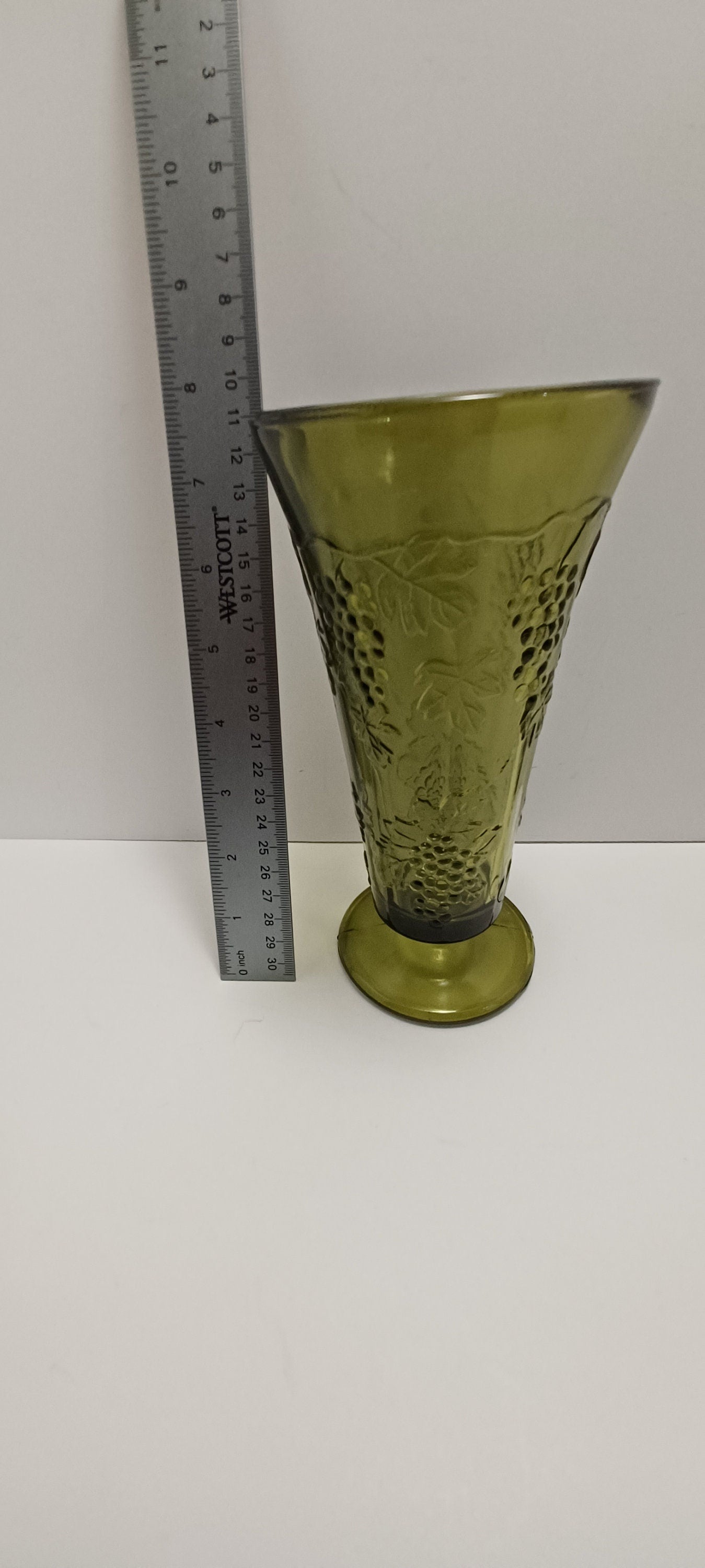 Vintage Green Glass Vase Harvest Grape Colony Indiana Glass 10" Tall - Green Glass - Indiana Glass - Harvest Grape Colony - Vintage Glass