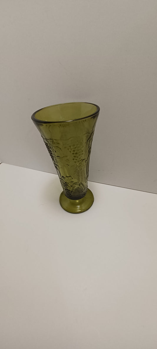Vintage Green Glass Vase Harvest Grape Colony Indiana Glass 10" Tall - Green Glass - Indiana Glass - Harvest Grape Colony - Vintage Glass