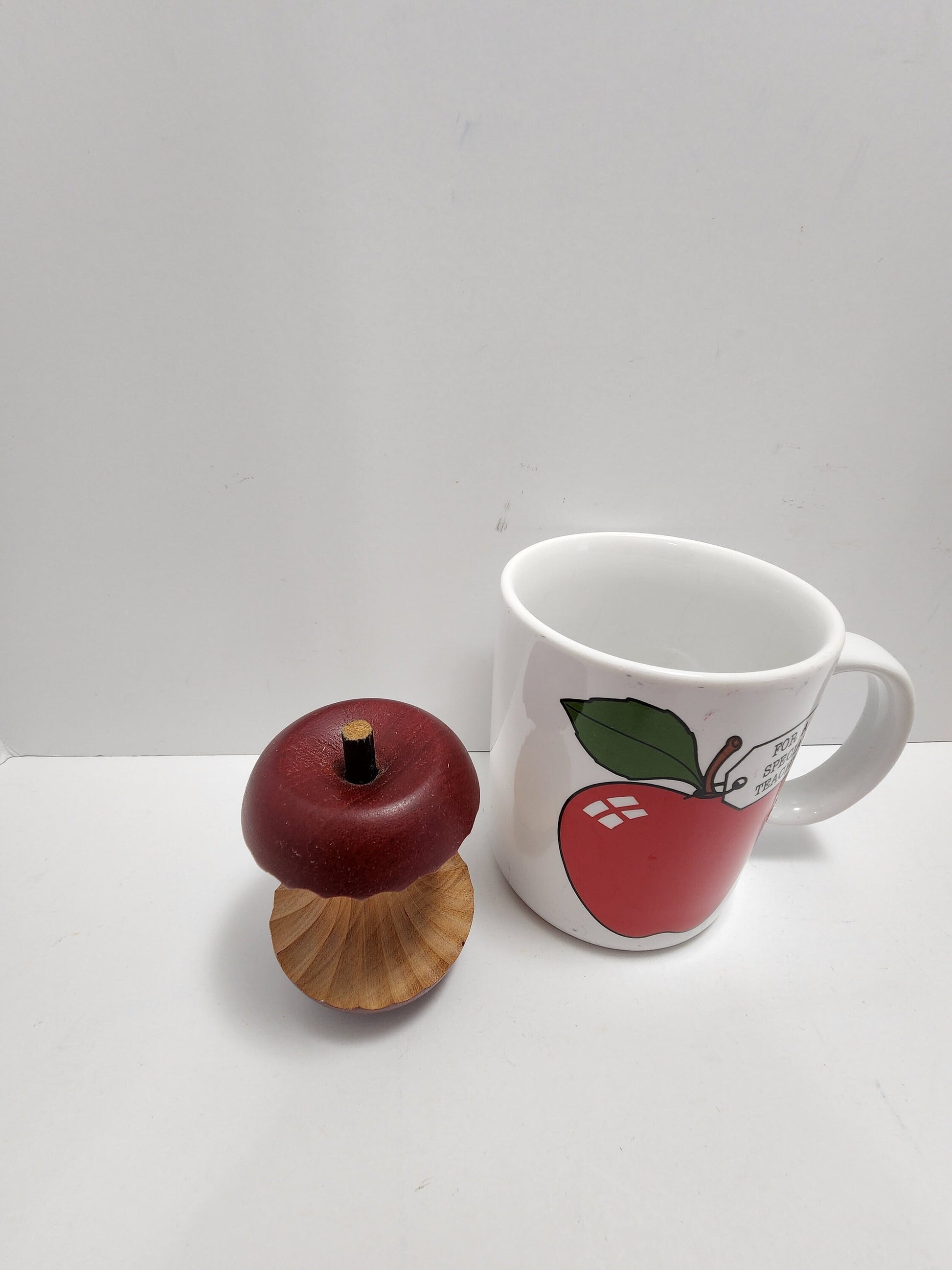 Vintage Teachers Gift Set Hand Carved Apple and Hallmark Hugs Teacher Mug - Teacher - Teacher Desk - Teacher Gift - Hand Carved - Apple -Mug