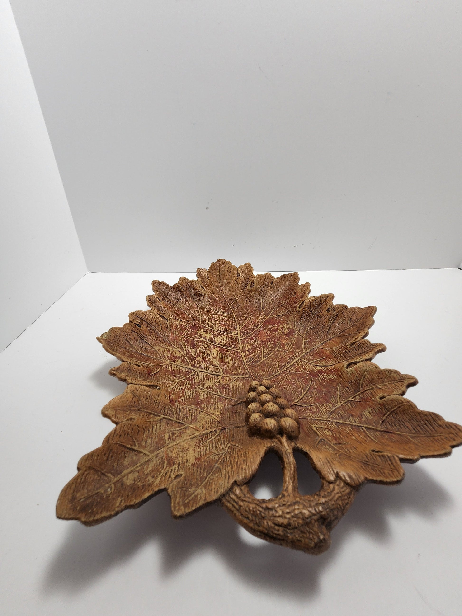 Molded Fake Wood Grapes and Leaf Decorative Tray - Wooden Tray - Decorative Tray - Fall - Leaf - Grapes - Grape Decor - Fall Decor