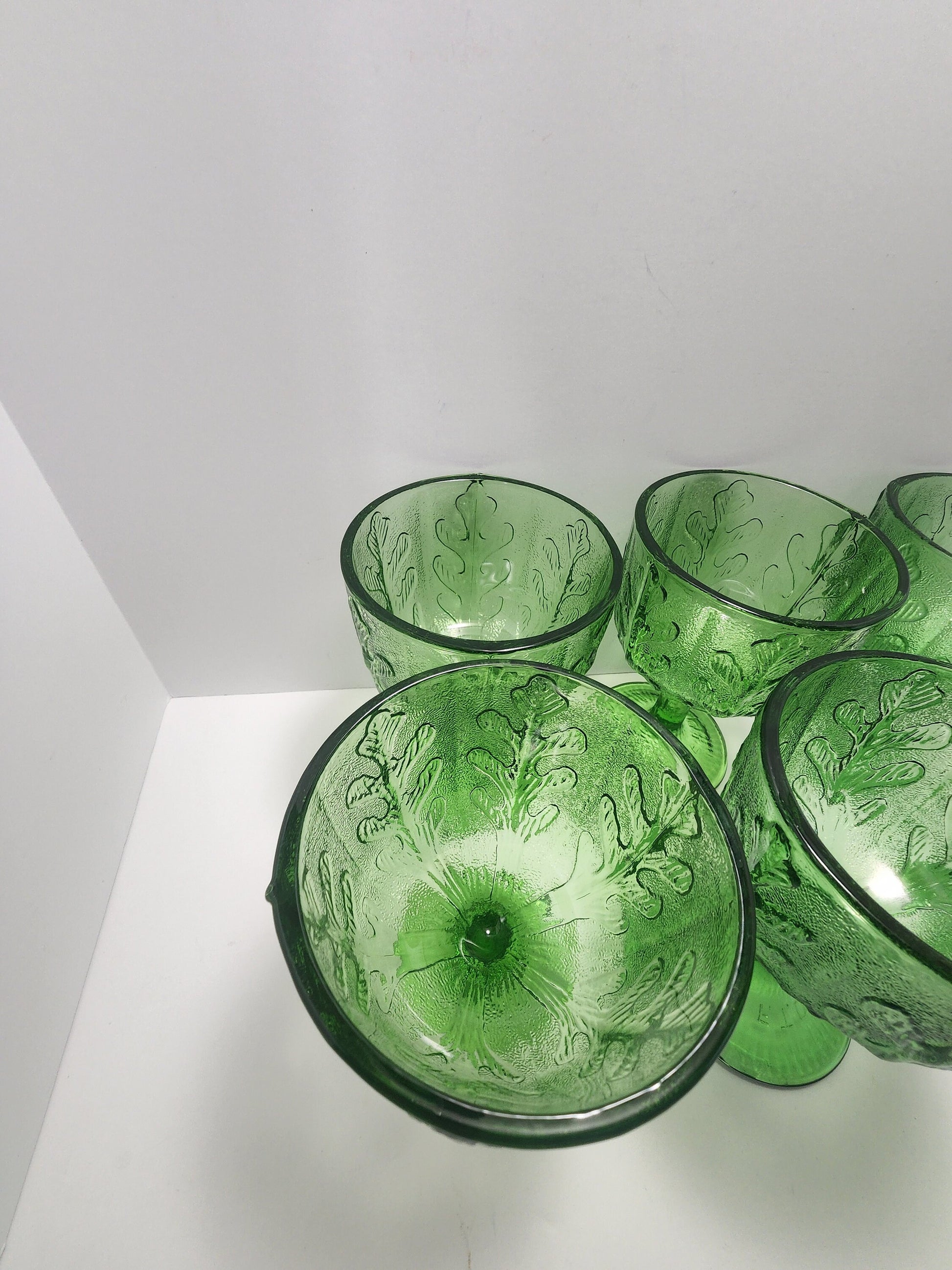 1975 FTD Green Leaf Patteren Pedestal Bowl Candy Dish Glass Goblet - Goblet - Green Glass - Pedestal Glass - FTD - Ftd Glass -Vintage Glass