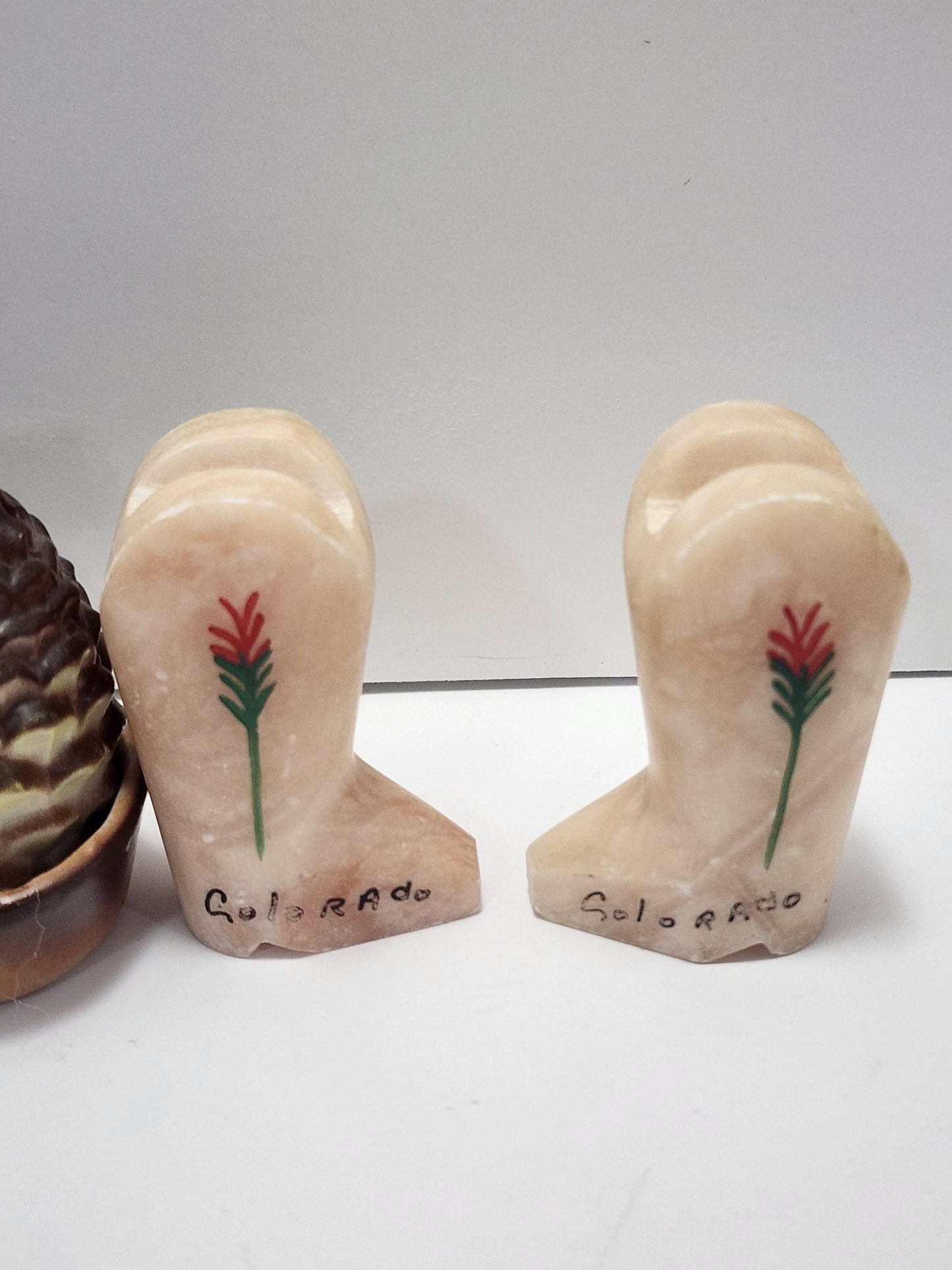 Vintage Salt and Pepper Shakers 2 Sets of 2 - Colorado - Pikes Peaks - Salt And Peppers - Souvenir - Colorado Souvenir - Pikes Peak