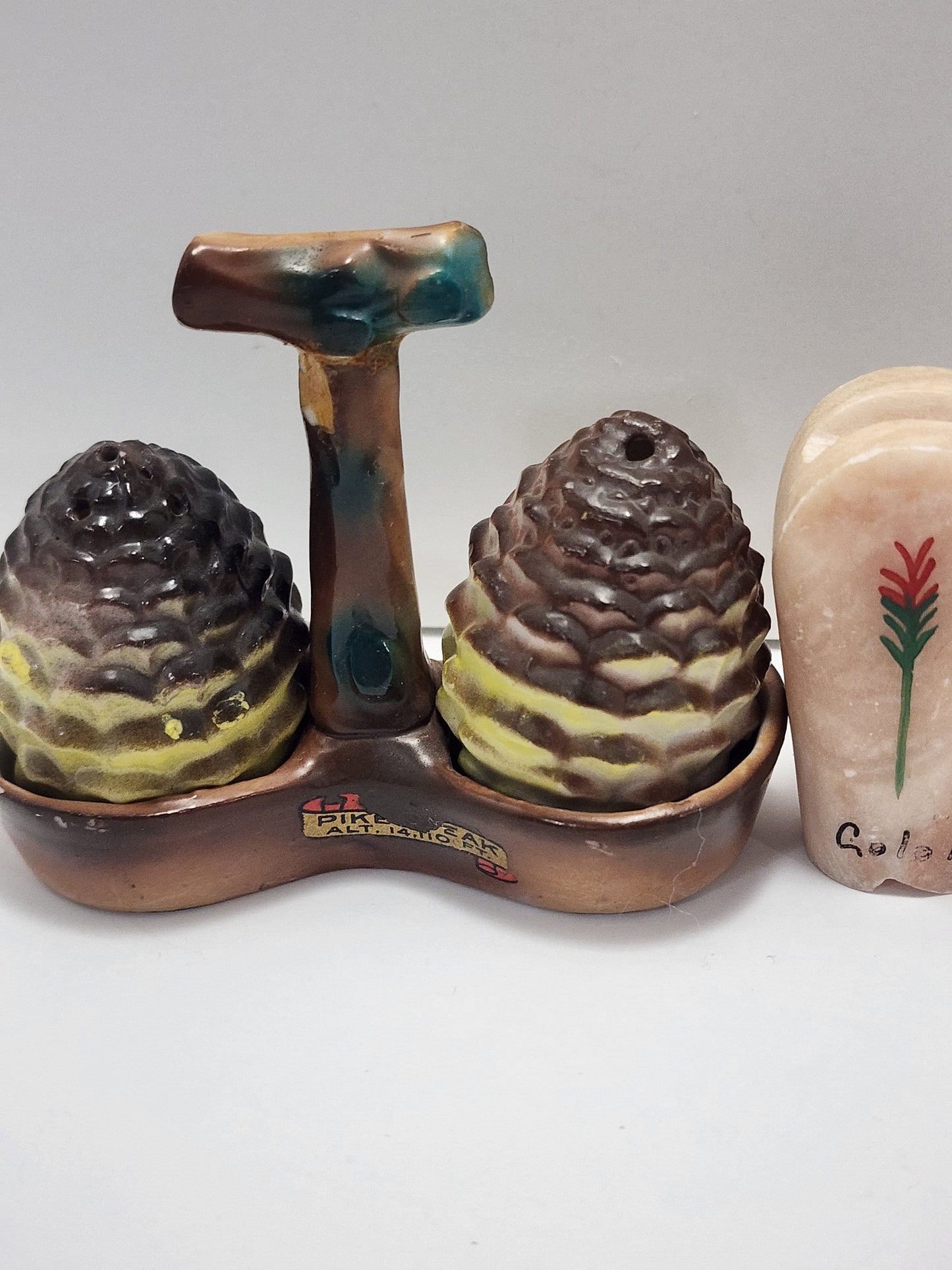 Vintage Salt and Pepper Shakers 2 Sets of 2 - Colorado - Pikes Peaks - Salt And Peppers - Souvenir - Colorado Souvenir - Pikes Peak