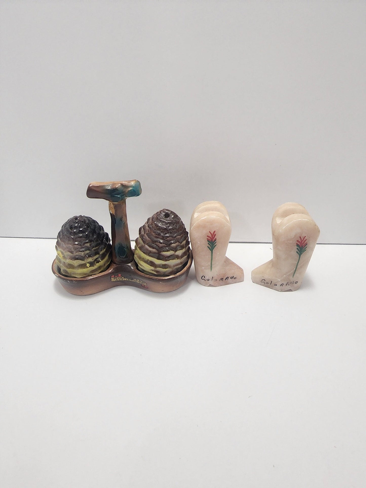 Vintage Salt and Pepper Shakers 2 Sets of 2 - Colorado - Pikes Peaks - Salt And Peppers - Souvenir - Colorado Souvenir - Pikes Peak