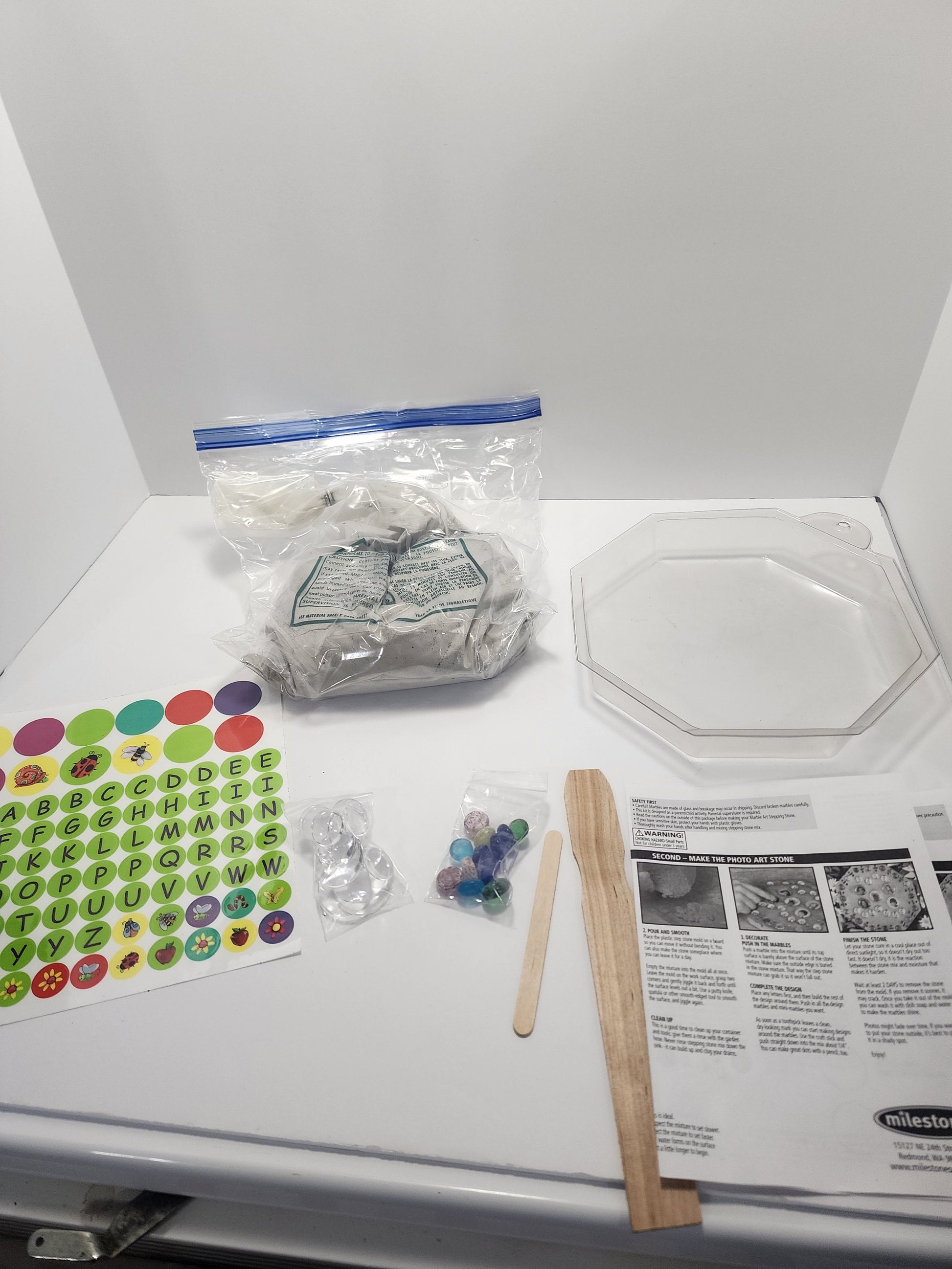 Vintage Milestone Kids Marble Art Stepping Stone Kit - Dog Paw Print - Pet Print - Milestone Kids - Marble Art - Stepping Stone - Sand Art