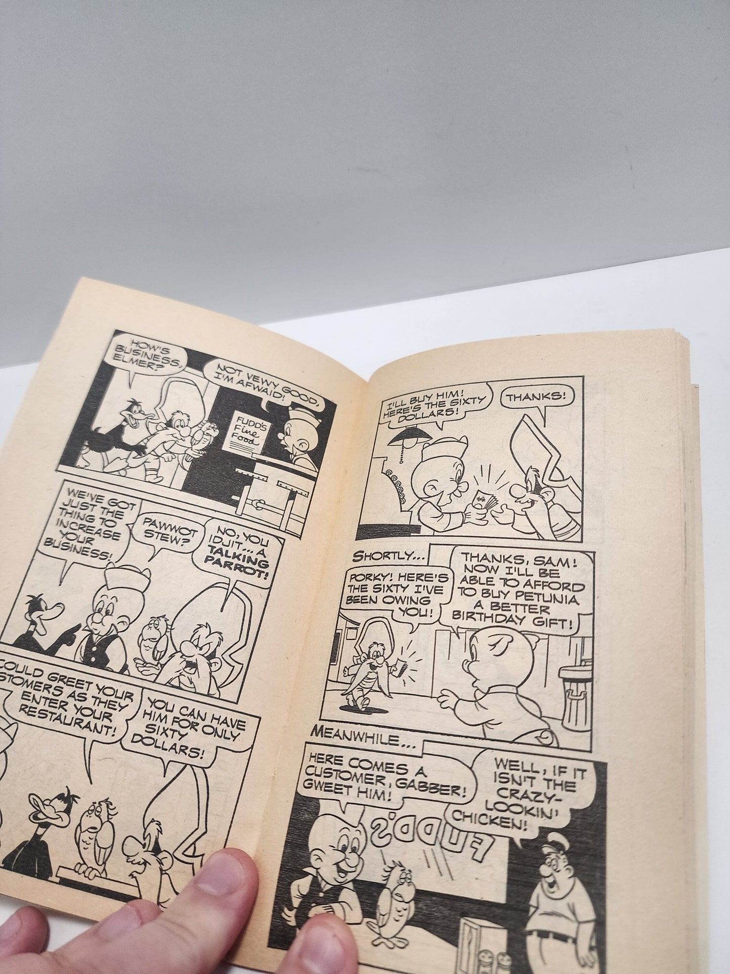 Warner Bros 1980 Daffy Duck Vintage Comic Book - Comic Book - Vintage Books - Vintage Comic - Comics - Looney Tunes - Daffy Duck