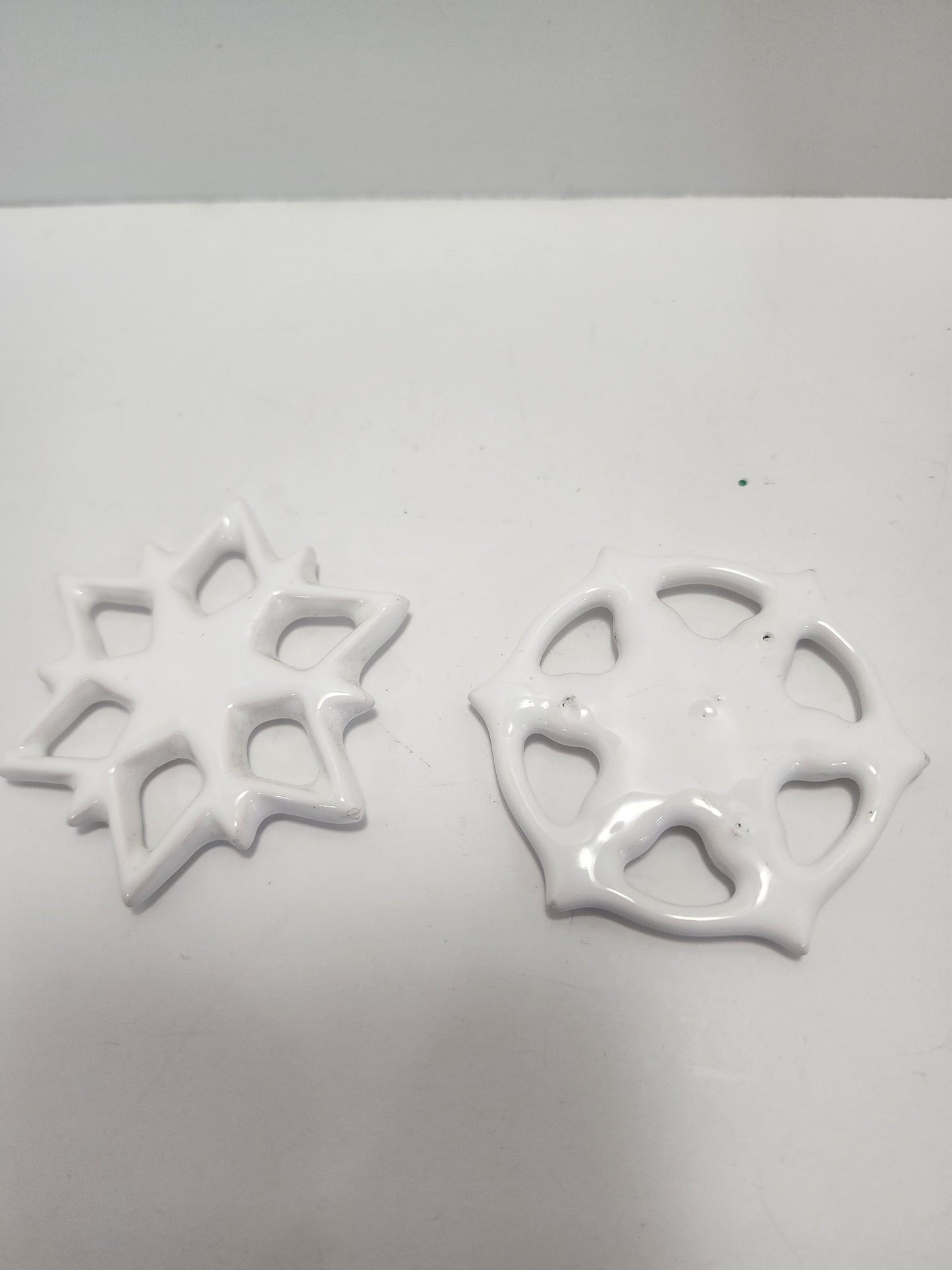 Snowflake Ornaments - Christas - Christmas Ornaments - Ornaments - Snowflakes - Christmas Decor - Vintage Christmas - Snowflake Ornament