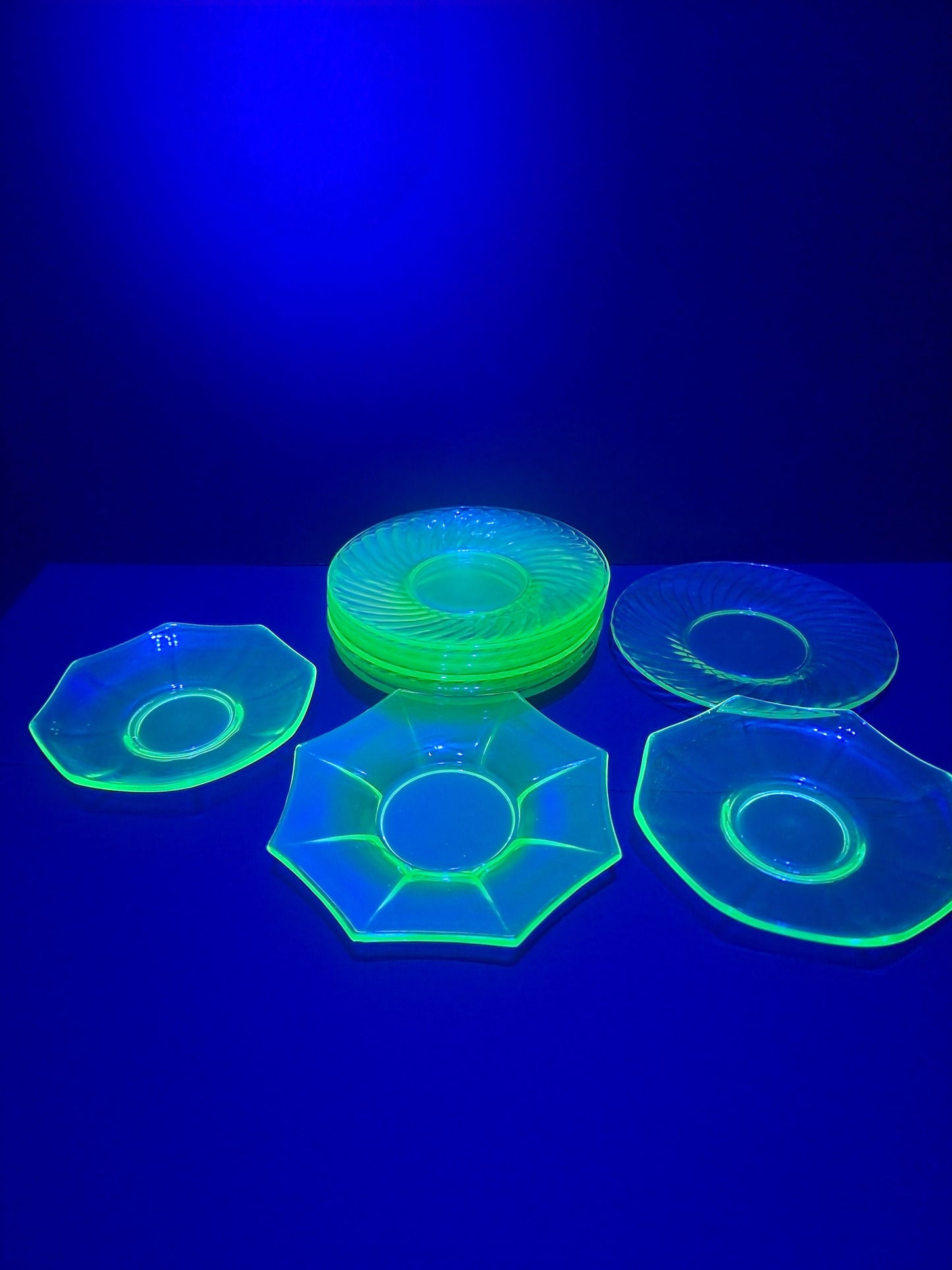 Uranium 1930s Depression Glass Plates Several Options - Uranium Glass - Vaseline Glass - Plates - Plate Set - 1930 - Depression Glass