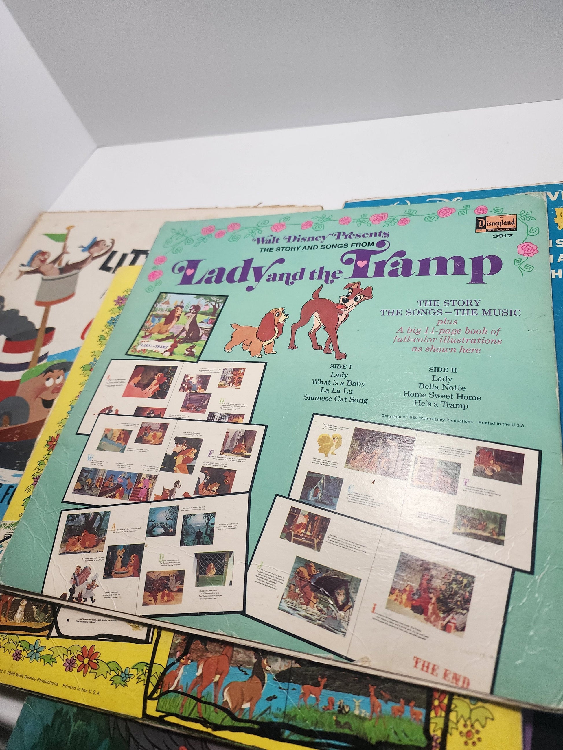 Walt Disney 1969 Vinyl Record Storybooks - Bambi - Lady and The Tramp - Disney - Walt Disney - Books - Records - Vinyl - Vintage Disney