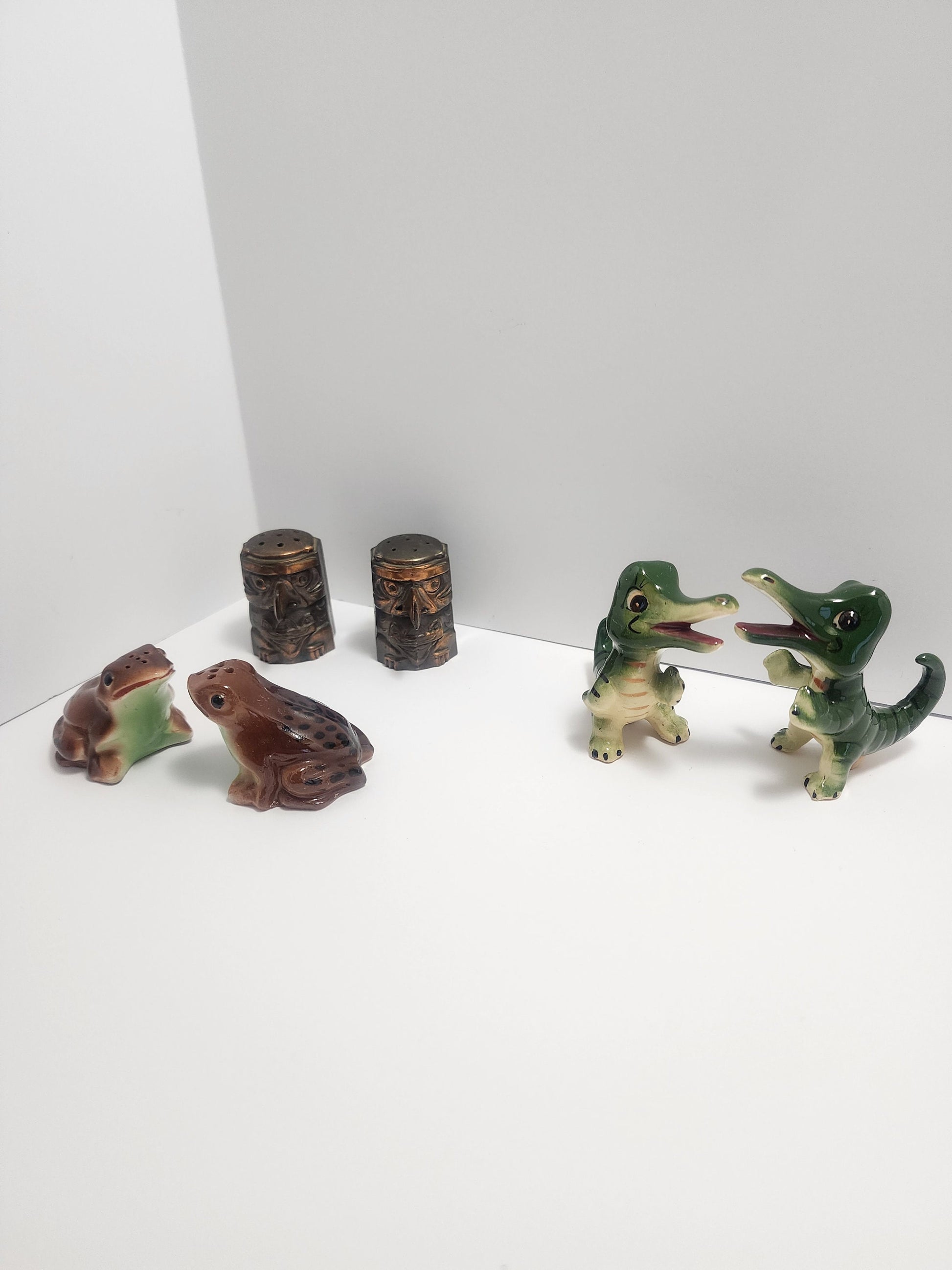 Salt and Pepper Shakers Vintage 1950s Ceramic Animals and Totems - Little Kitchy - Salt and Pepper Shakers - Animals - Ceramic Salt Shaker