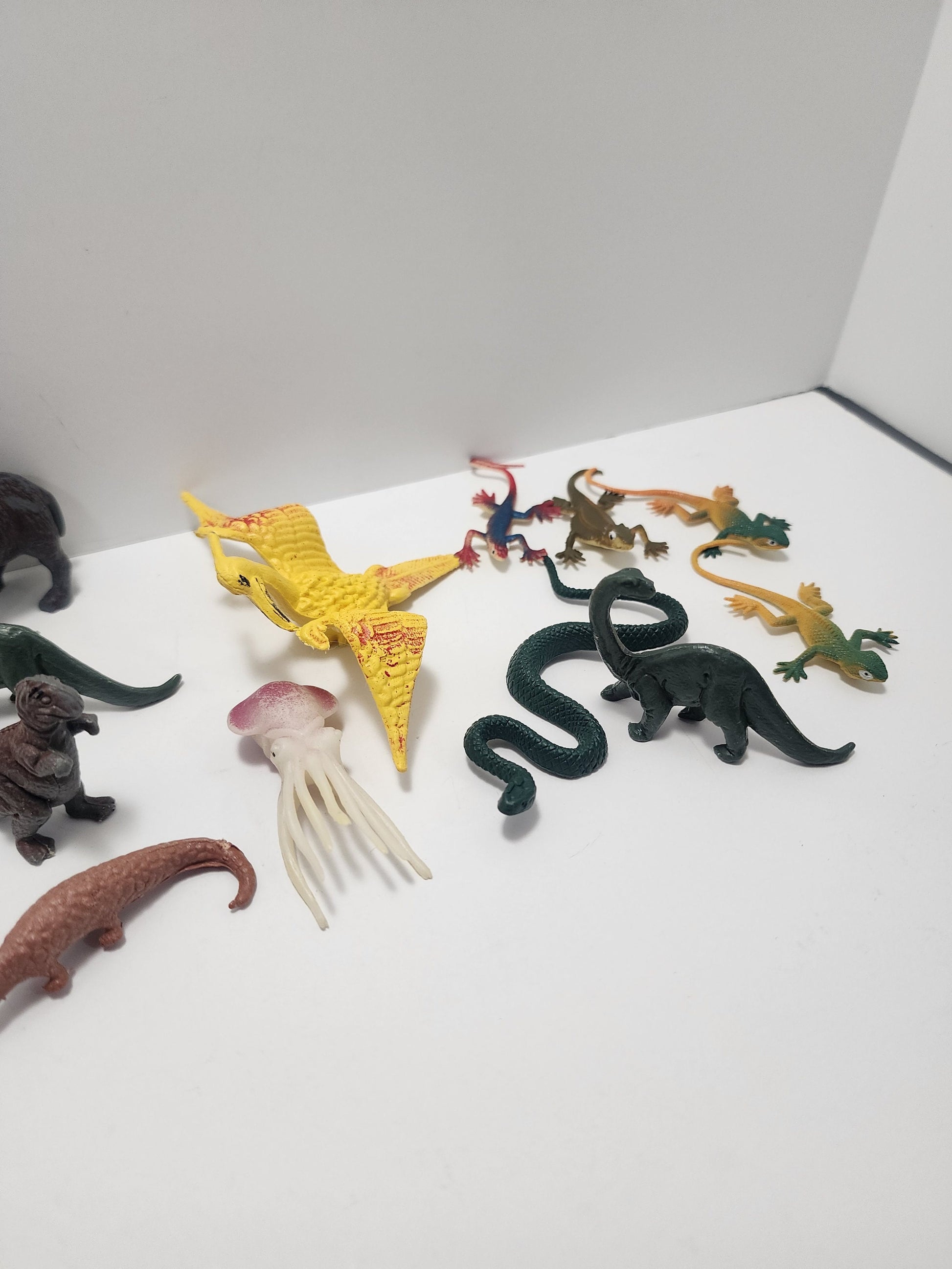 Animal Toys - Toys - Toy Lot - Animals - Animal Action Figures - Animal Figures - Random Toys - Gift Toys - Birthday Gift