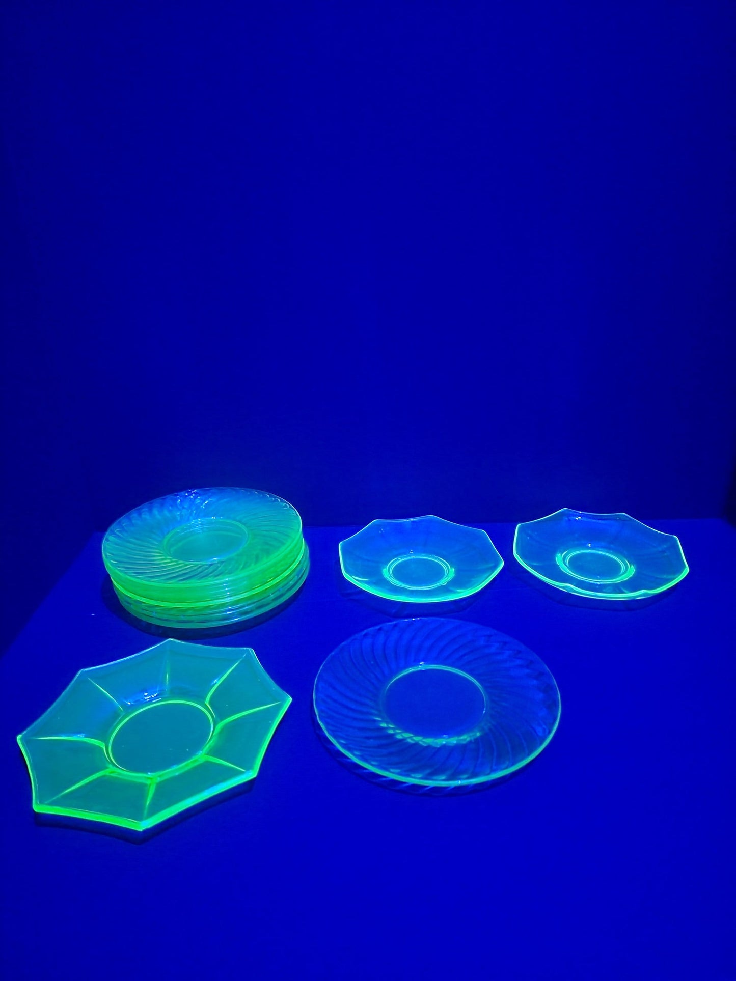 Uranium 1930s Depression Glass Plates Several Options - Uranium Glass - Vaseline Glass - Plates - Plate Set - 1930 - Depression Glass