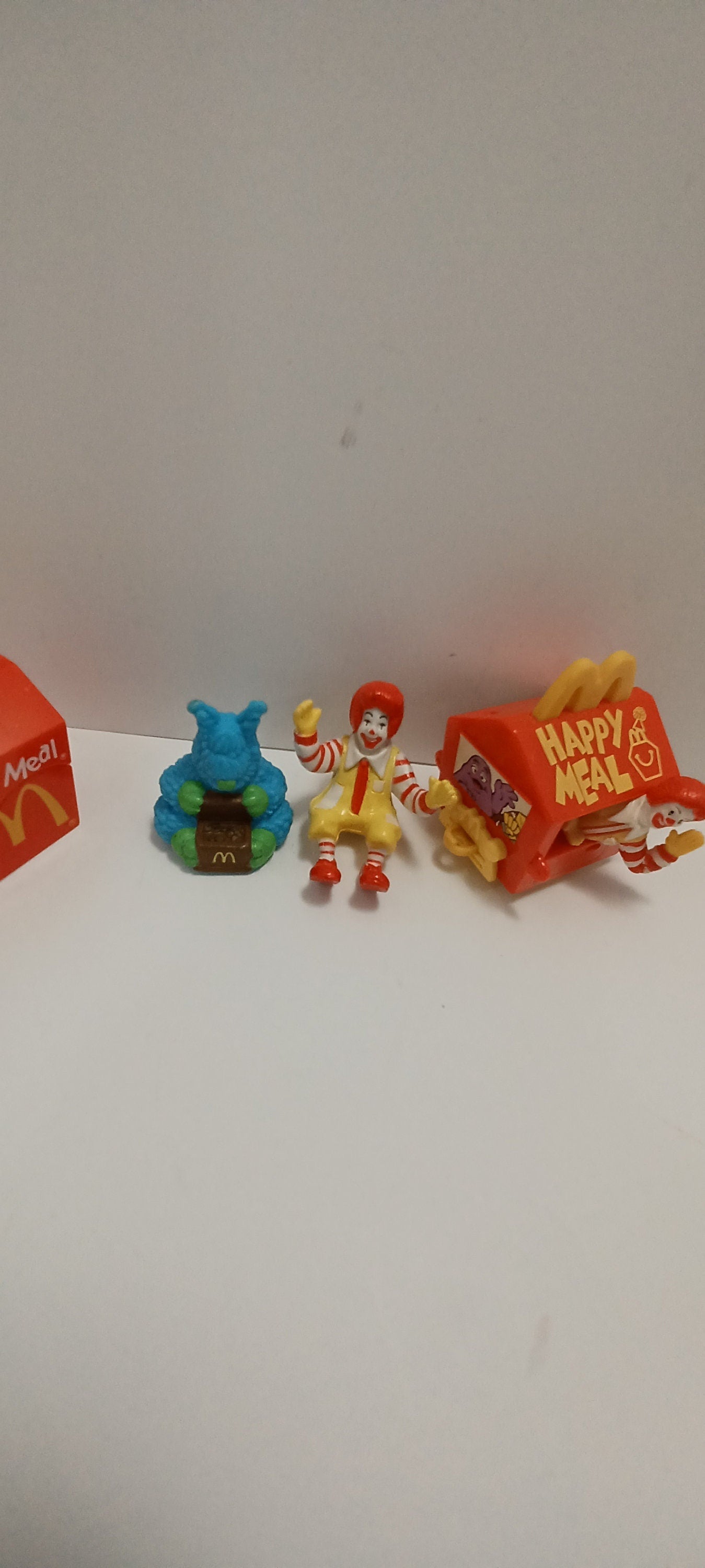 Mcdonalds Vintage Toys Lot Of 4 - Ronald Mcdonald - Mcdonald Toys - Fast Food Toys- Toys - Toy Lot - Happy Meal Toys