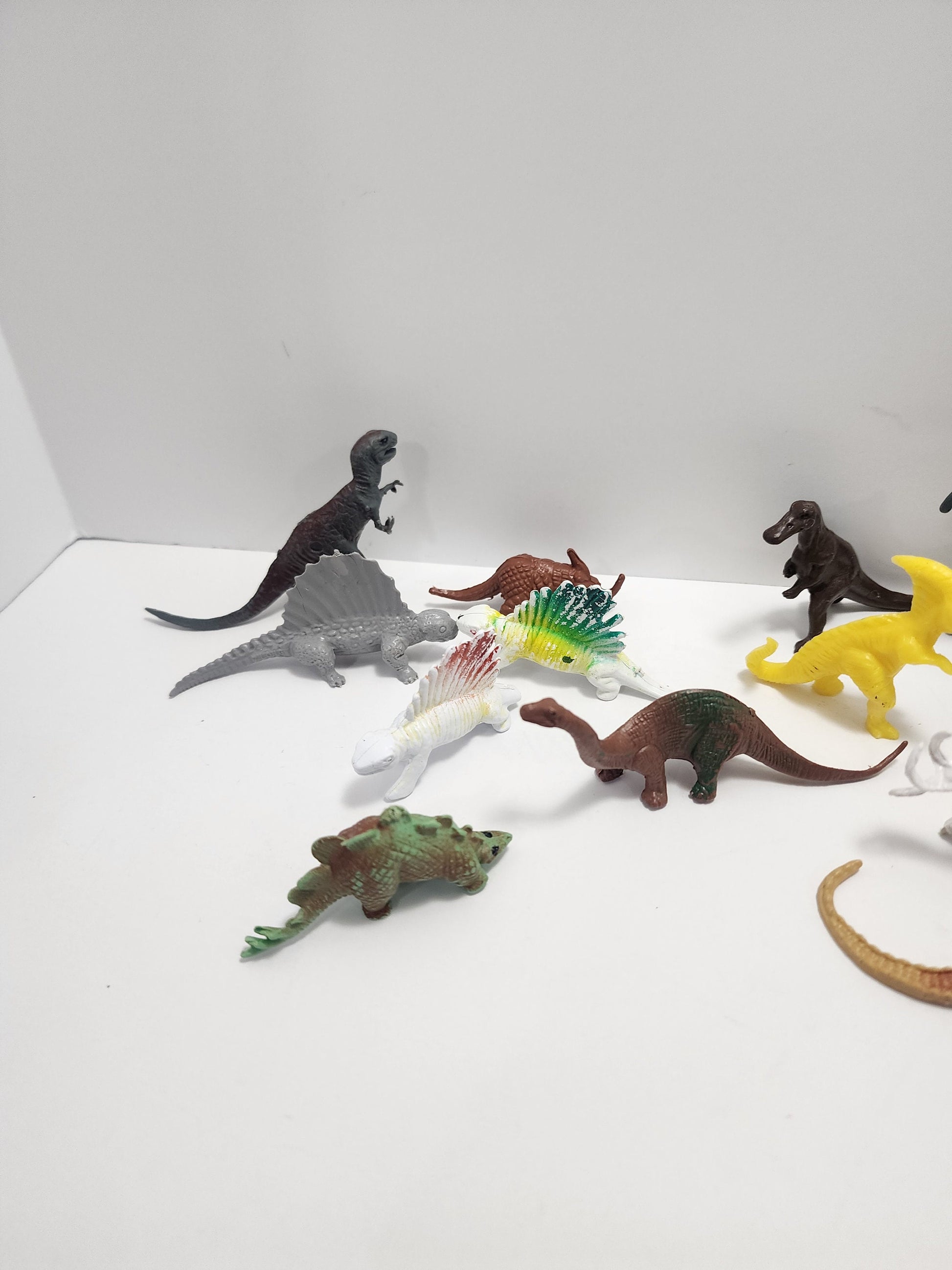 Animal Toys - Toys - Toy Lot - Animals - Animal Action Figures - Animal Figures - Random Toys - Gift Toys - Birthday Gift