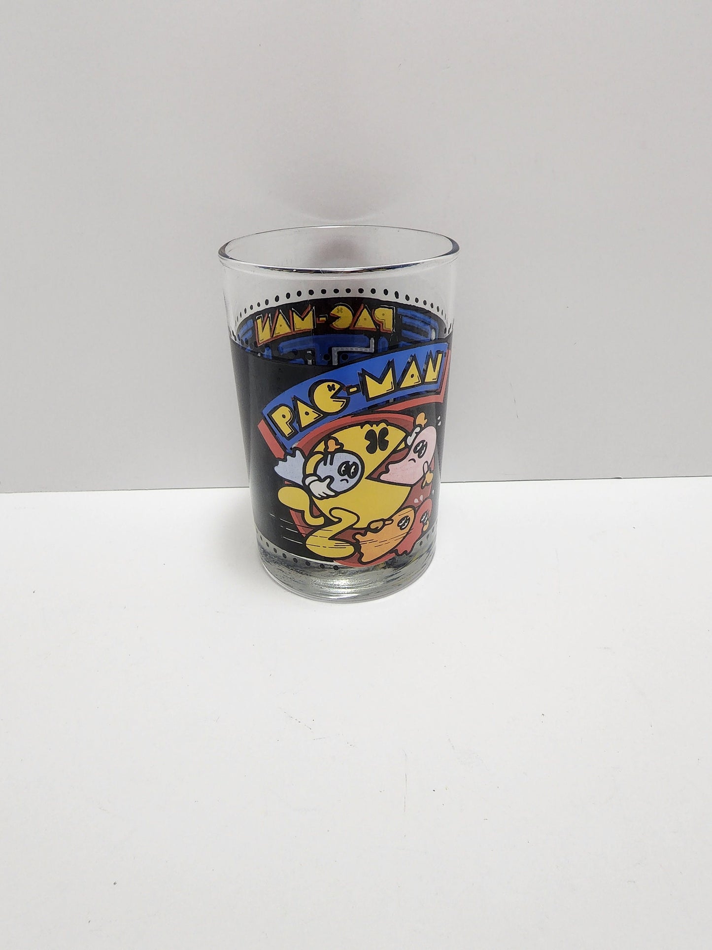 Pacman 1980s Bally Midway Collectable Glass - Glass - Arcade - Arcade Decor - Paxman- Pacman Glass - Vintage Glass - Character Glass