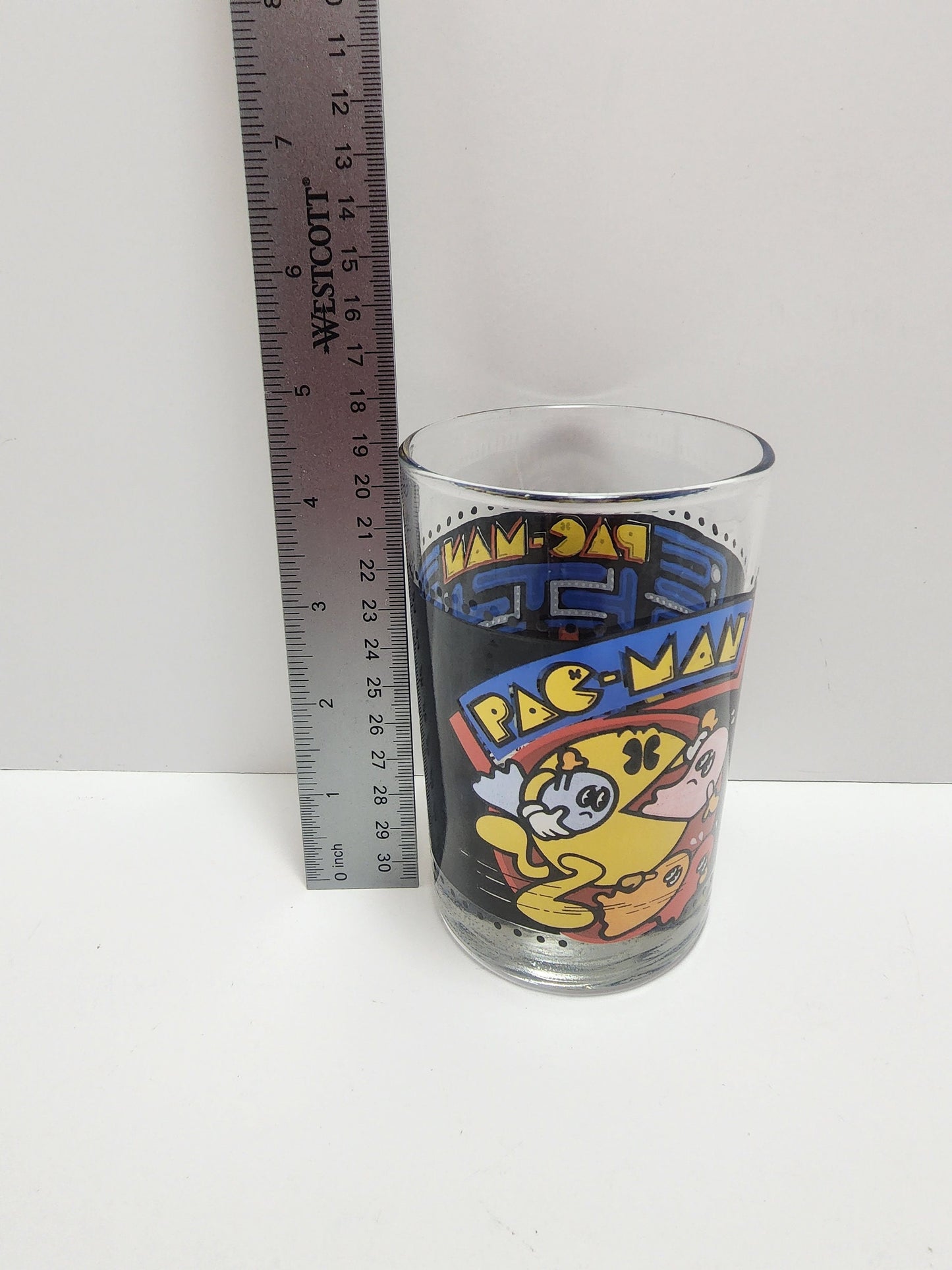 Pacman 1980s Bally Midway Collectable Glass - Glass - Arcade - Arcade Decor - Paxman- Pacman Glass - Vintage Glass - Character Glass