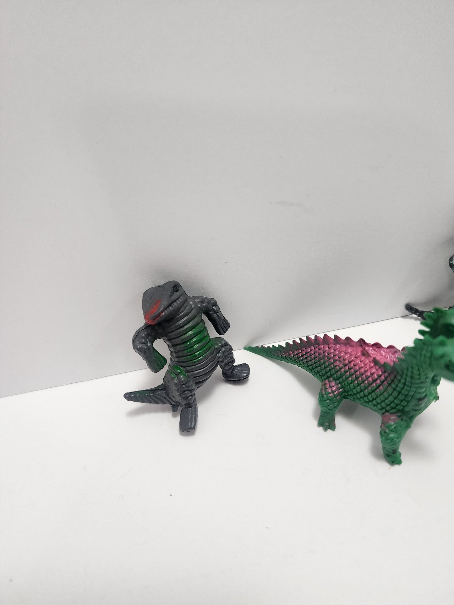 Dragon Toy Figures D&D and Imperial Two Headed Dragon - Dragons - Dungeons and Dragons - Two Headed Dragon - Vintage Toys - Knights