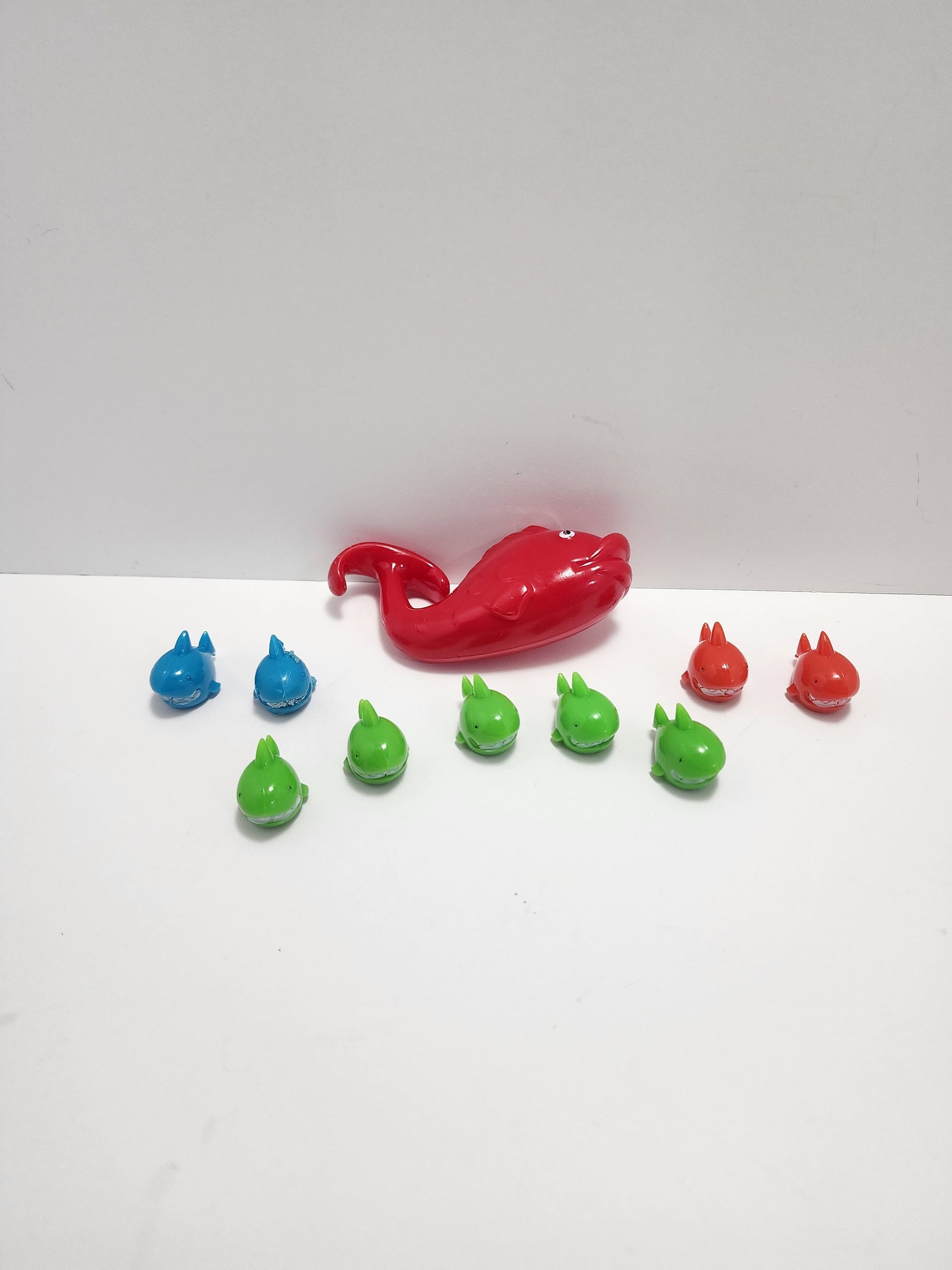 Shark Counting Toy Figures - Learning Toys - Countint - How To Count - Counting Games - Sharks - Fish - School Games - Teacher - Games