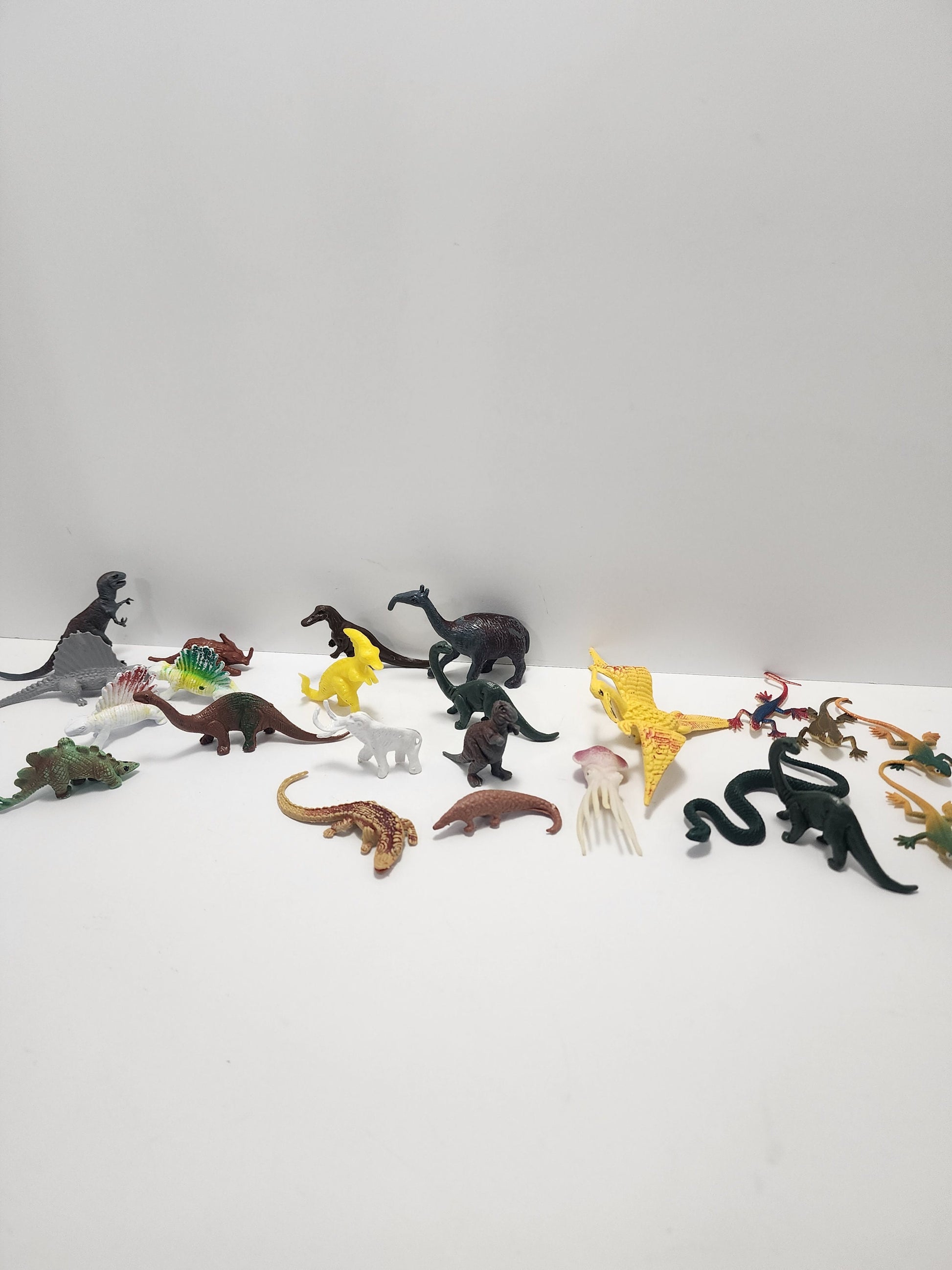Animals Vintage Prehistoric Toy Figures Lot - Animals - Toys - Toy Lot - Animal Toys - Dinosaurs - Prehistoric -Squid - Animal Lot - Toy Lot