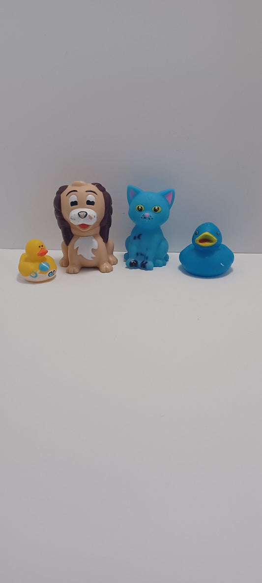 Rubber Ducks Cat Dog Toys - Bath Toys - Squek Toys - Rubber Toys - Rubber Ducks - Rubber Animals - Ducks - Cat - Dog - Animal Toys