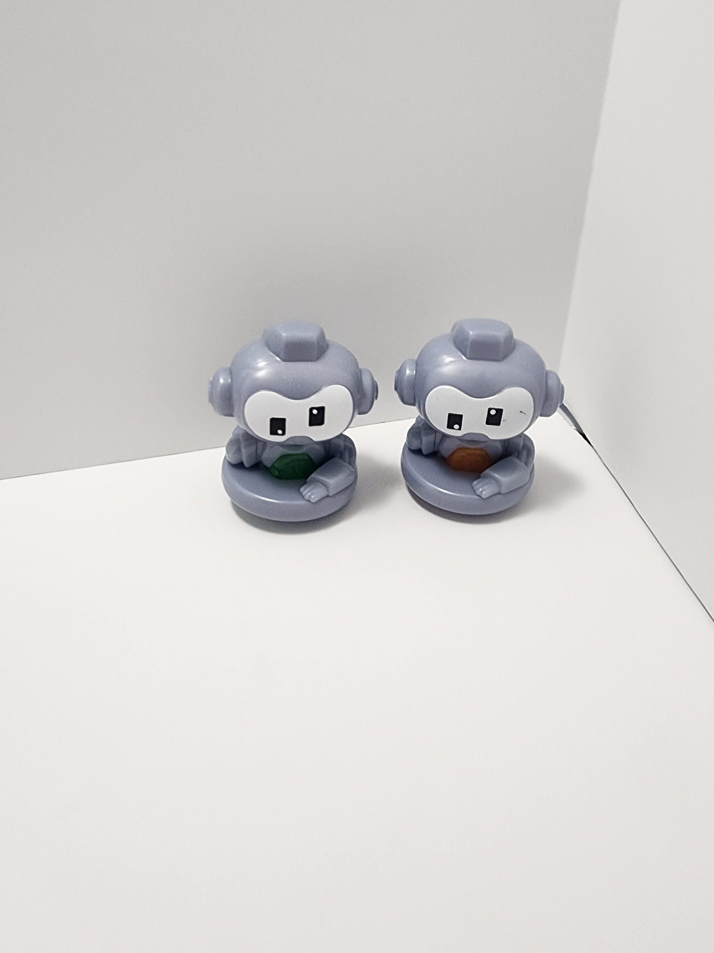 Discovery Mindblown Twirl Bot Figures Lot of 2 - Robots - Tops - Spin Toys - Robot Toys - Discovery Toys - Mindblown - McDonald's Toys