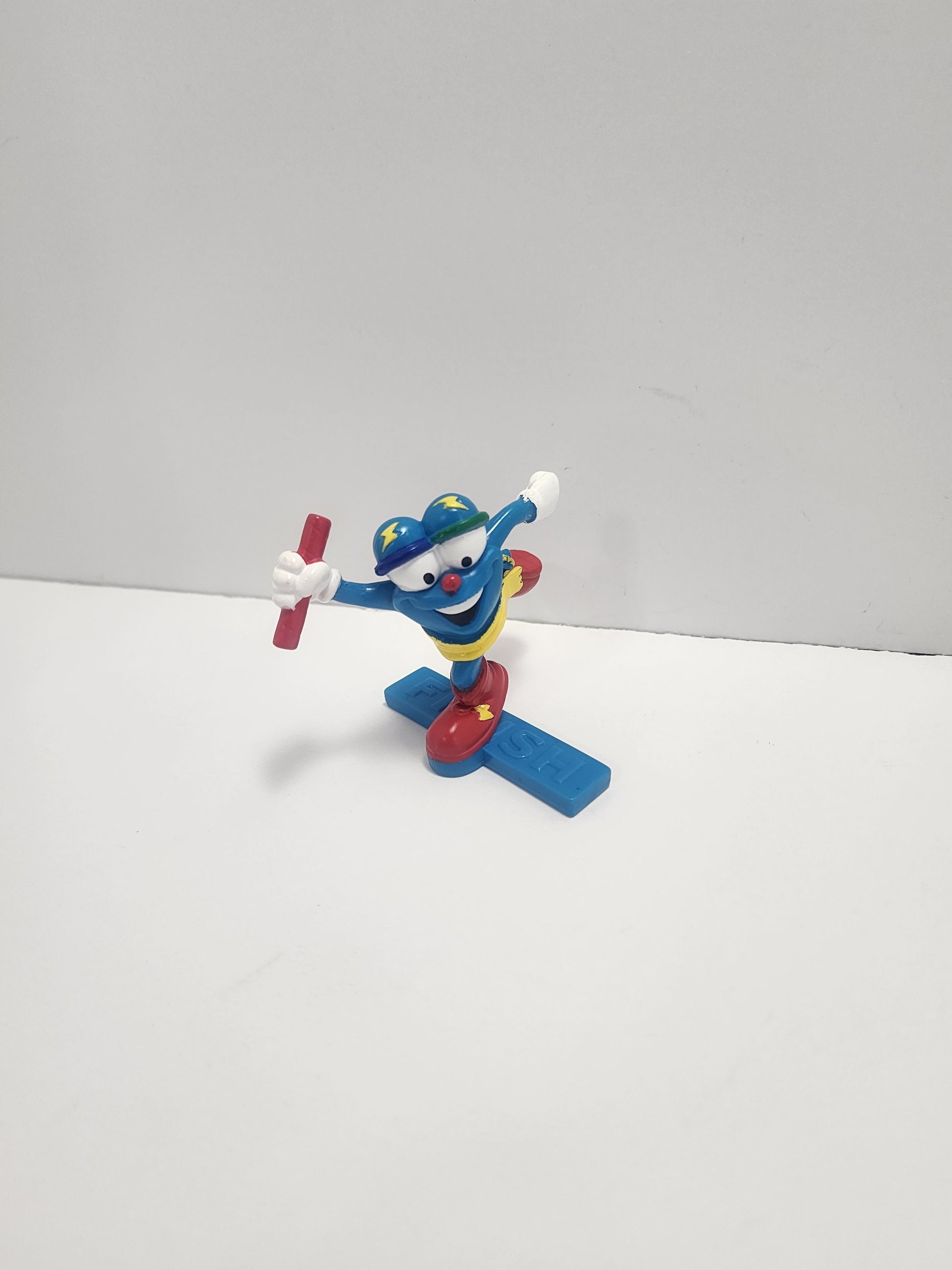 1996 Olympics Track And Field Izzy Pvc Figure - Pvc Toys - Pvc Figures - Izzy - Olympics - Track And Field