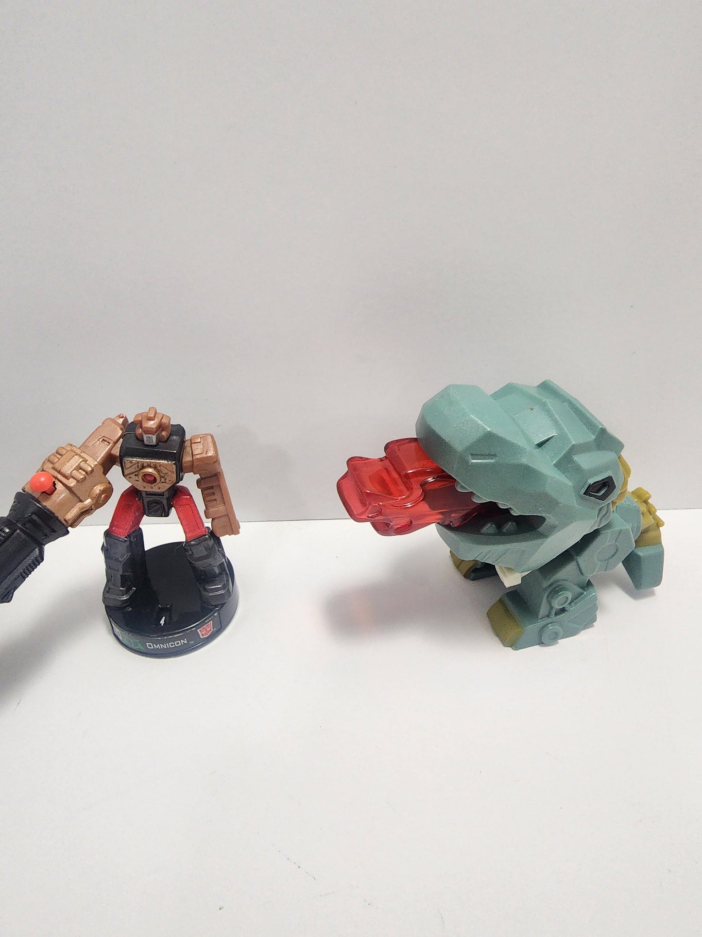 Transformers Robots Omnicon - Transformers - Omnicon - Happy Meal Toys - Autobot - Hasbro Toys - Grimlock - Grimlock Transformers