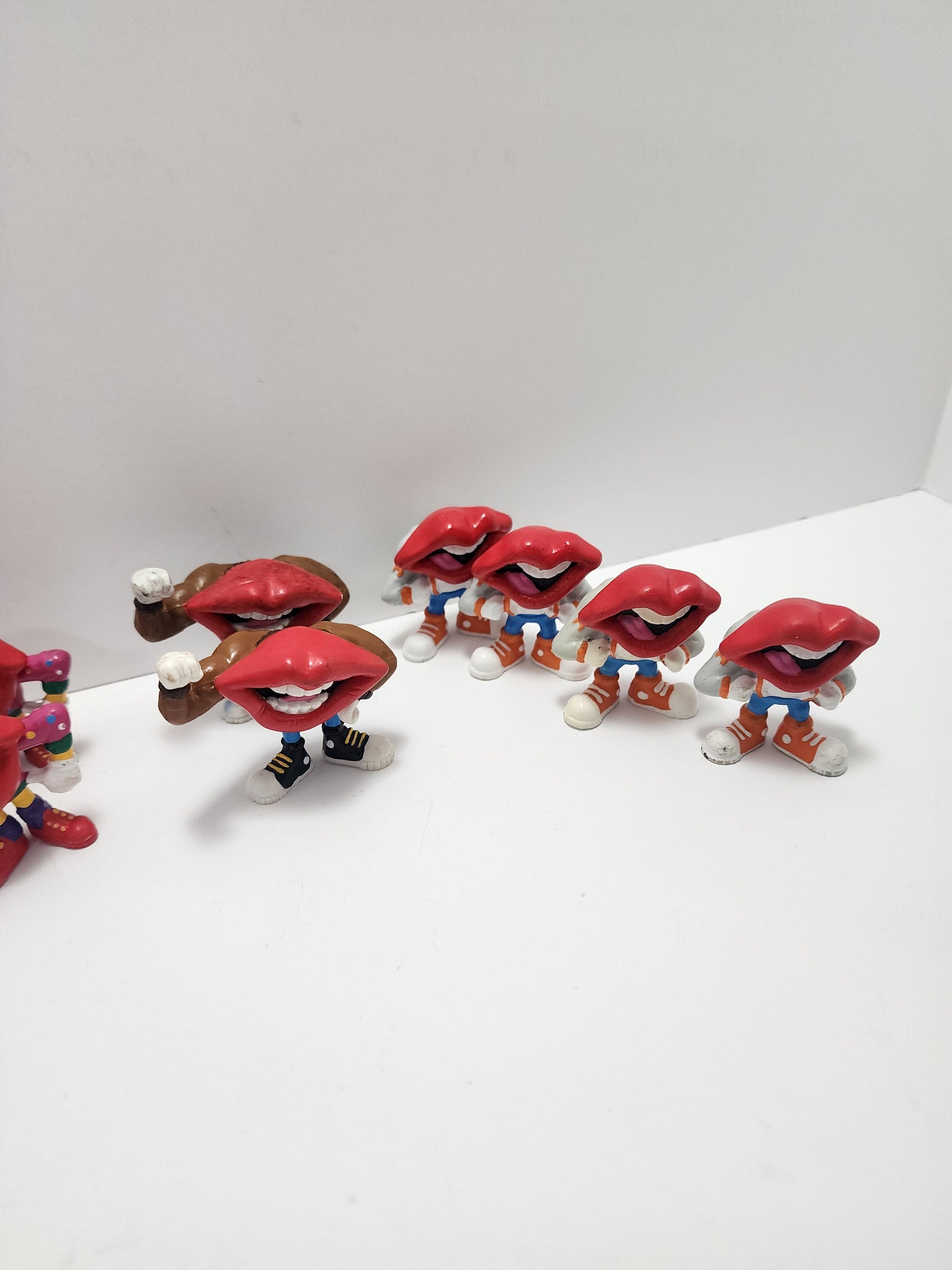 Tang Lips Pvc Figures - General Mills - General Mills Toys - Cereal Toys - 1980s Toys - Pvc Figures - Tang - Lips - Kiss - Toys