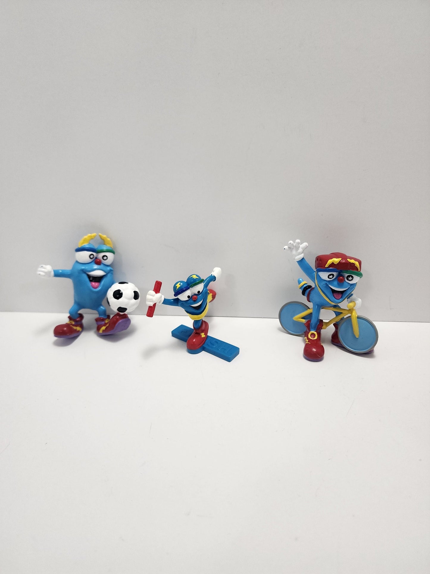 1996 Olympics Track And Field Izzy Pvc Figure - Pvc Toys - Pvc Figures - Izzy - Olympics - Track And Field