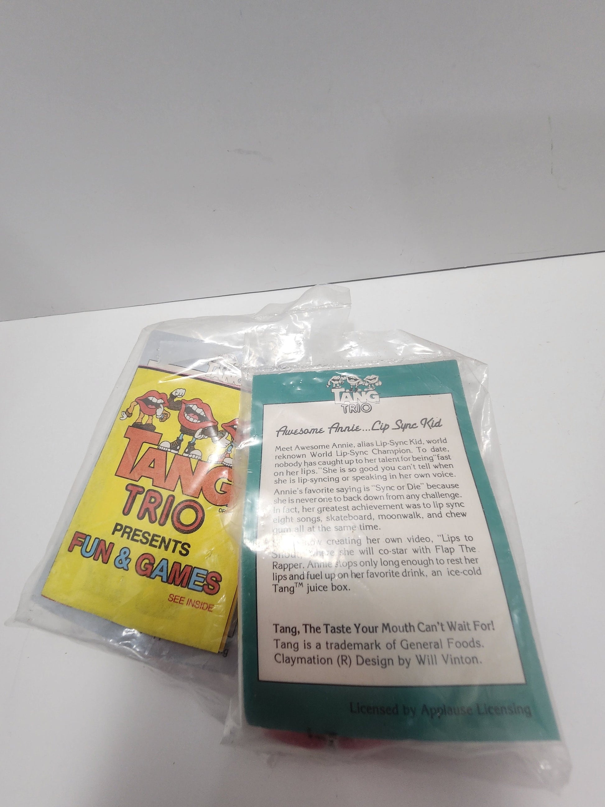 Tang Lips Pvc Figures - General Mills - General Mills Toys - Cereal Toys - 1980s Toys - Pvc Figures - Tang - Lips - Kiss - Toys