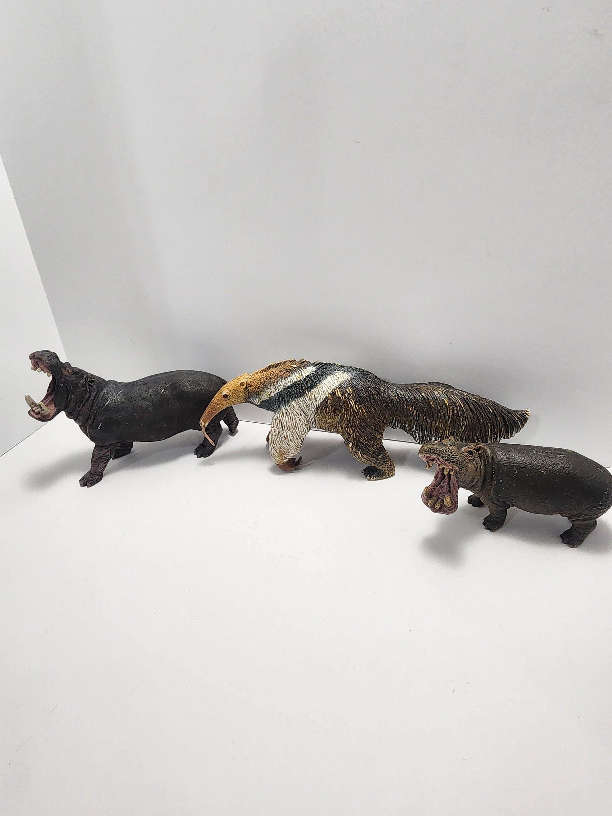 Schleich Animal Toy Figures Hippopotamus and Anteater - Ant Eater - Hippopotamus - Hippos - Animals - Animal Toys - Schleich Toys