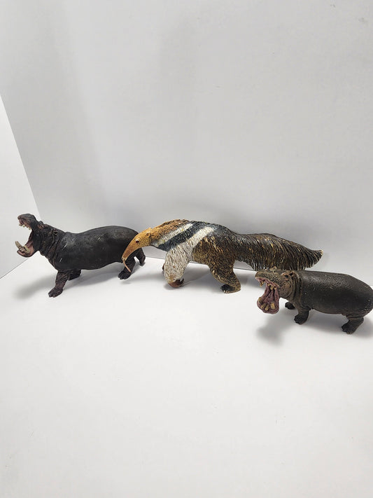 Schleich Animal Toy Figures Hippopotamus and Anteater - Ant Eater - Hippopotamus - Hippos - Animals - Animal Toys - Schleich Toys