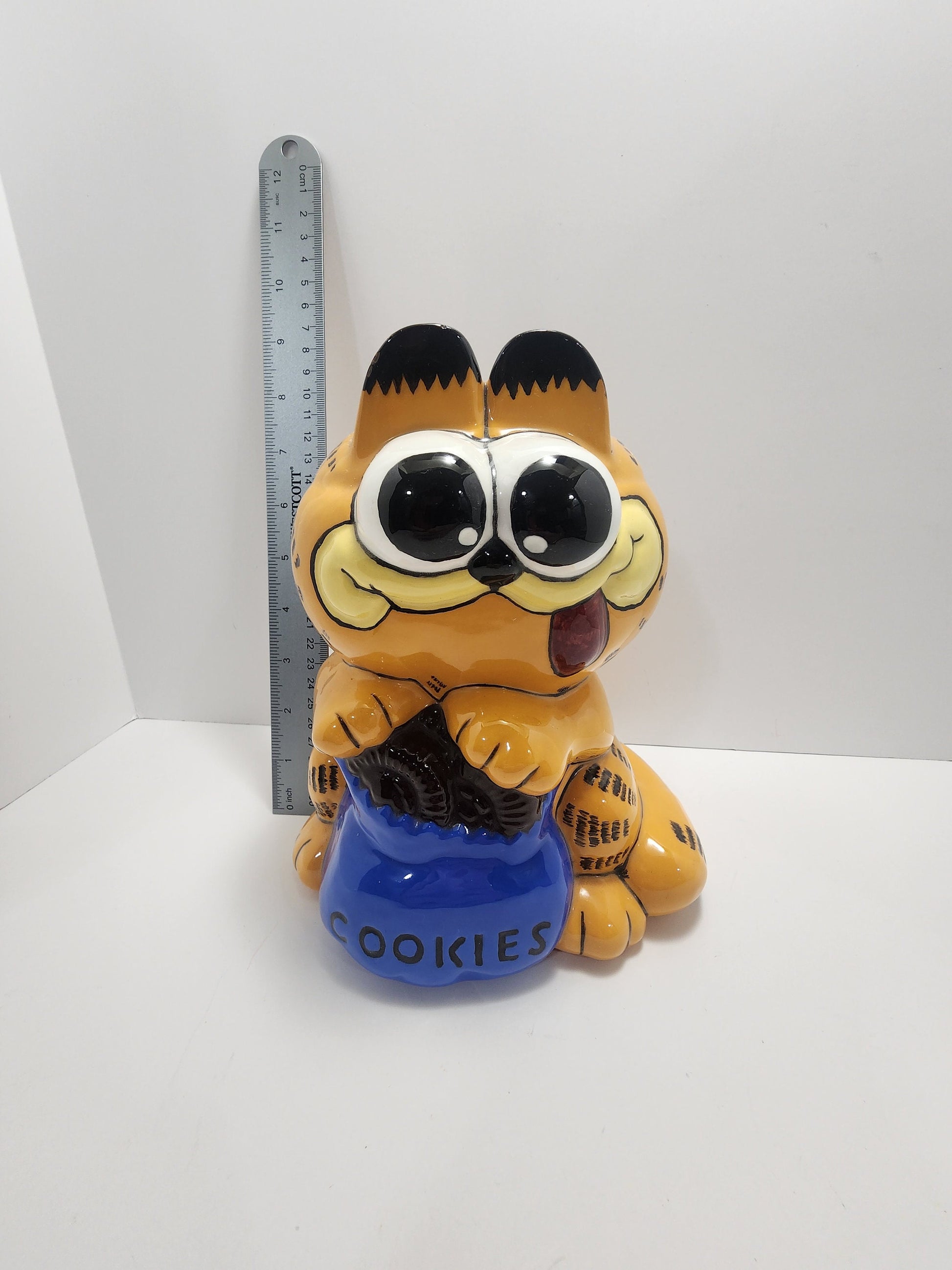 Garfield 1980s Ceramic Cookies Collectable Coin Bank - Garfield - Ceramic Bank - Coin Bank - Garfield Toys