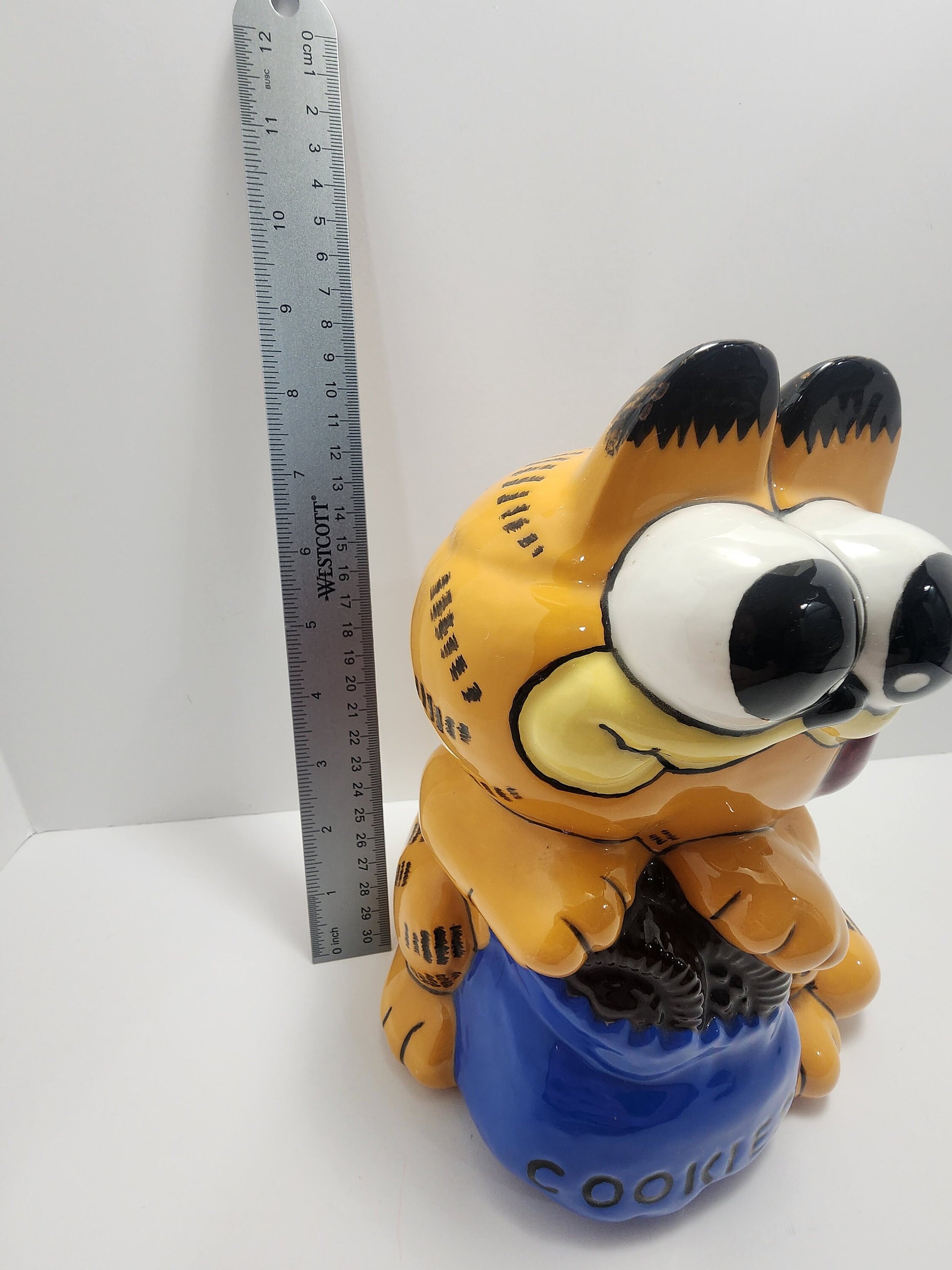 Garfield 1980s Ceramic Cookies Collectable Coin Bank - Garfield - Ceramic Bank - Coin Bank - Garfield Toys