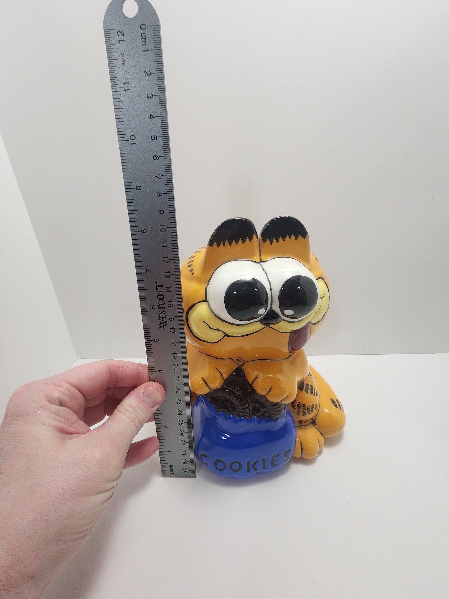 Garfield 1980s Ceramic Cookies Collectable Coin Bank - Garfield - Ceramic Bank - Coin Bank - Garfield Toys