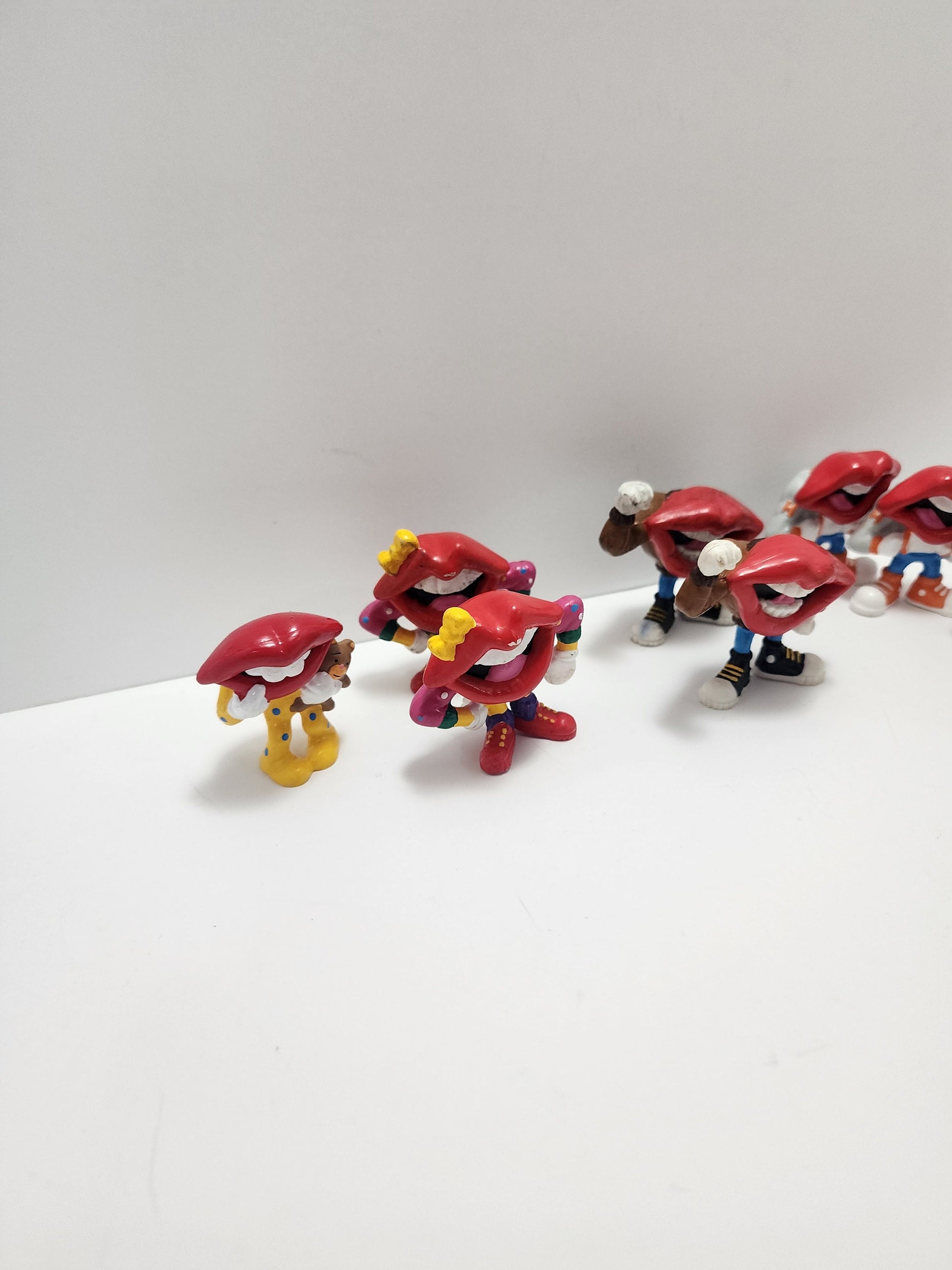 Tang Lips Pvc Figures - General Mills - General Mills Toys - Cereal Toys - 1980s Toys - Pvc Figures - Tang - Lips - Kiss - Toys