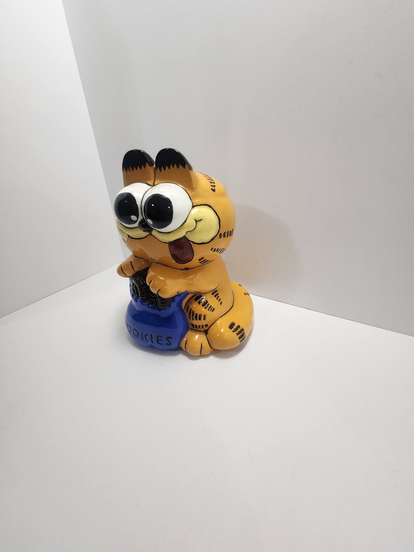 Garfield 1980s Ceramic Cookies Collectable Coin Bank - Garfield - Ceramic Bank - Coin Bank - Garfield Toys