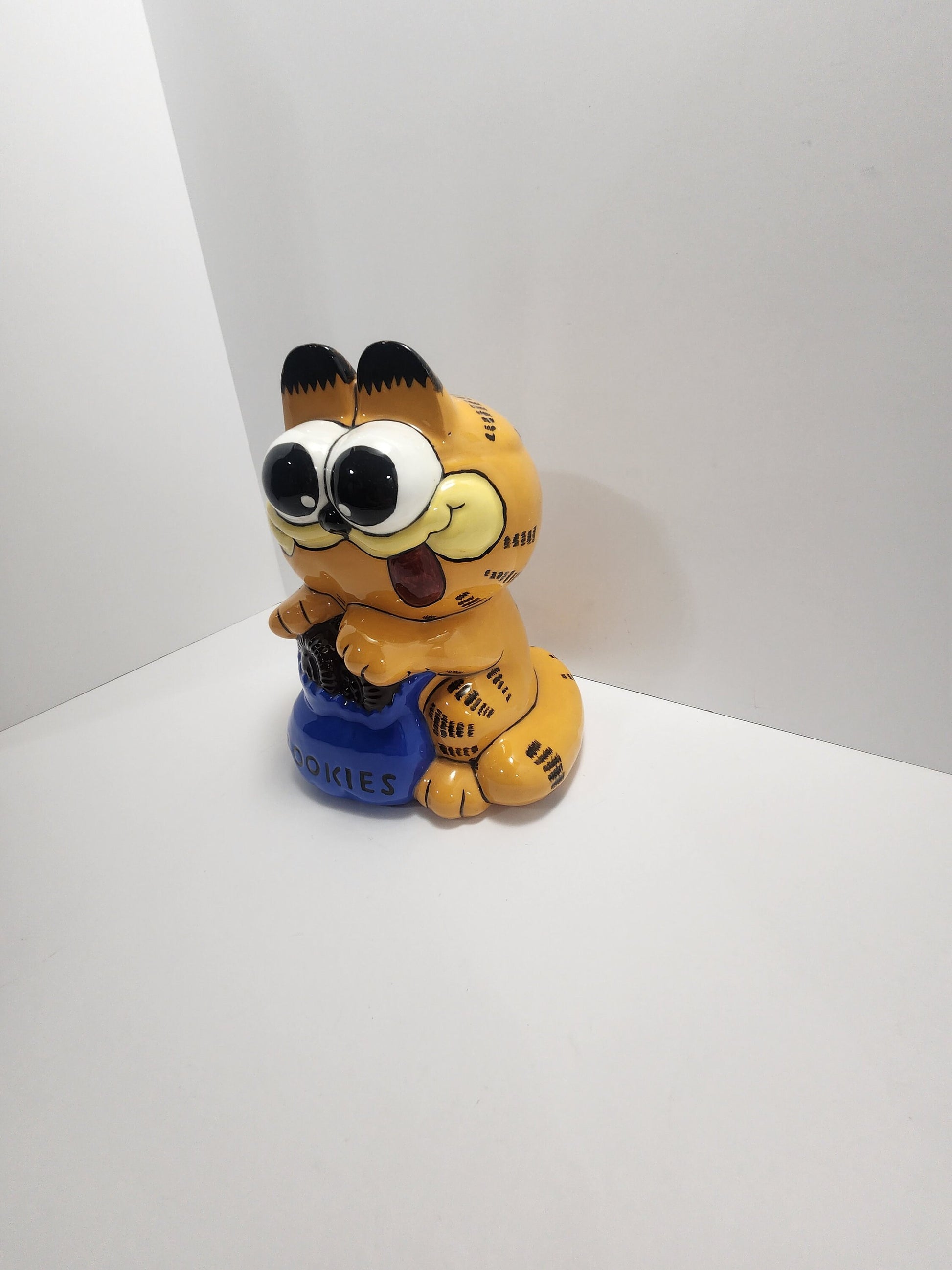Garfield 1980s Ceramic Cookies Collectable Coin Bank - Garfield - Ceramic Bank - Coin Bank - Garfield Toys