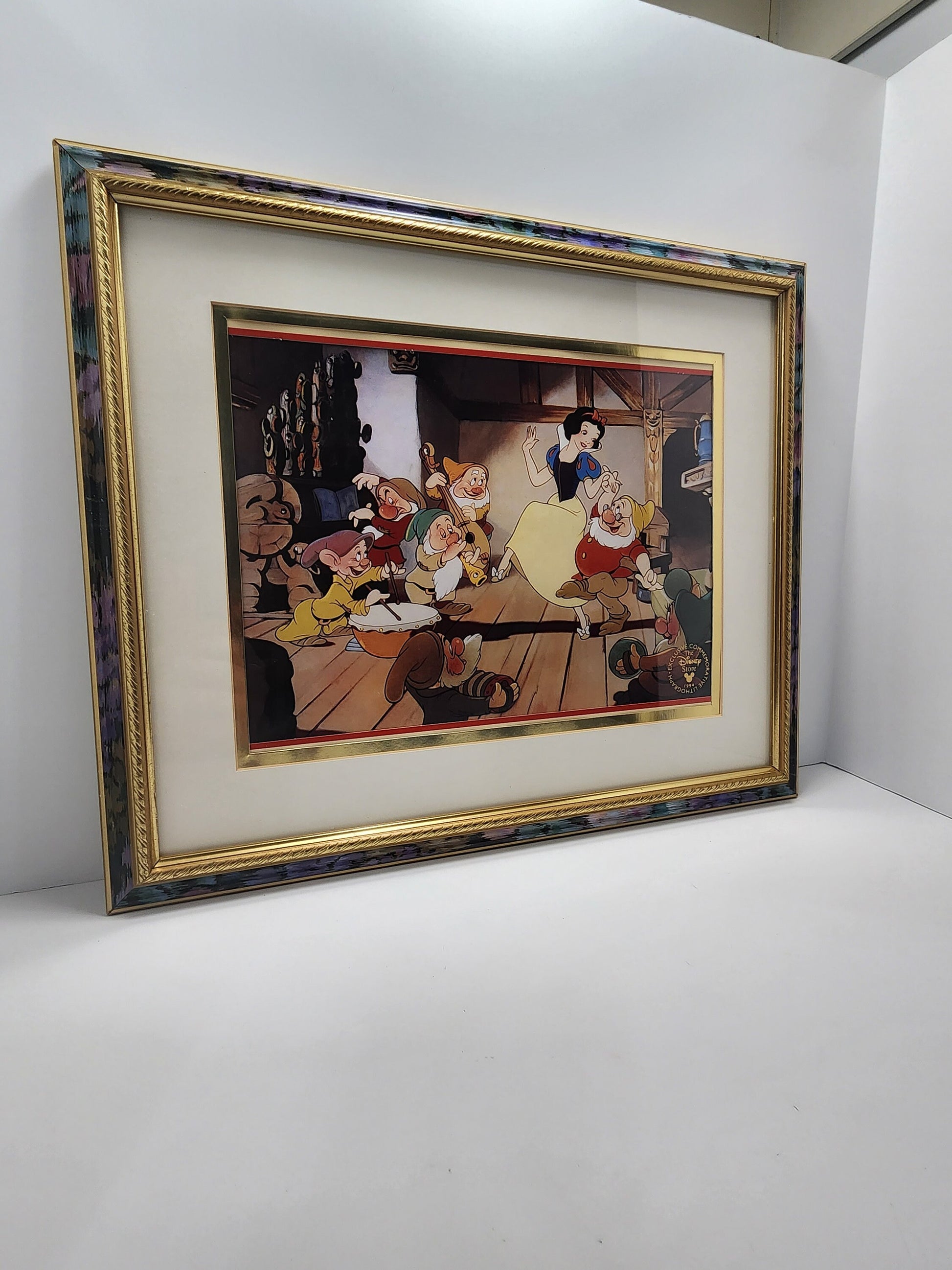 Snow White Official Disney Store Exclusive Lilthograph Framed Artwork - Disney - Disney Store - Disney Exclusive - Snow White - Seven Dwarfs