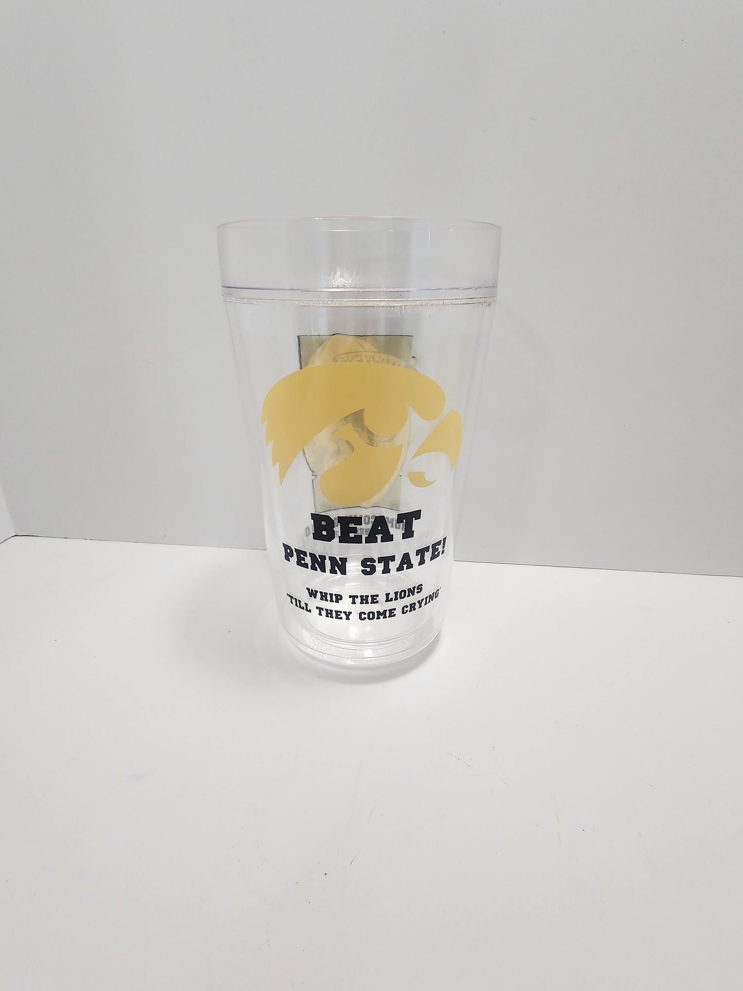 Iowa Hawkeyes Vs Penn State 2010 Cup - Iowa Hawkeyes - Ncaa - Ncaa Football - Penn State - Nittany Lions