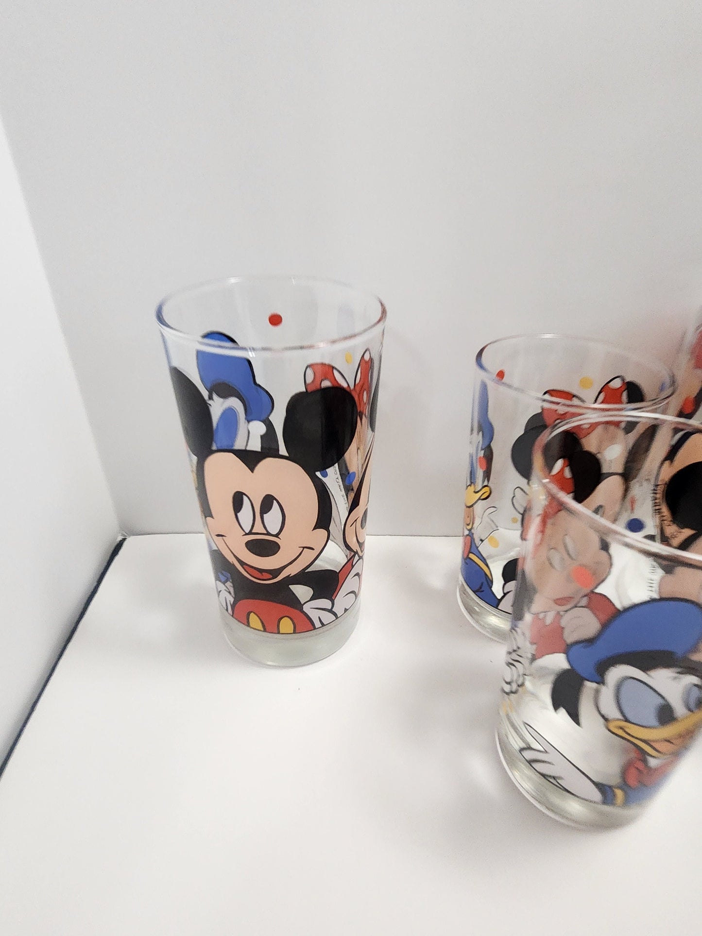 Disney Micky and Minnie Mouse Pitcher Set Of Glasses - Anchor Hocking - Pitcher - Drinkware - Disney - Glasses - Pitcher - Jars