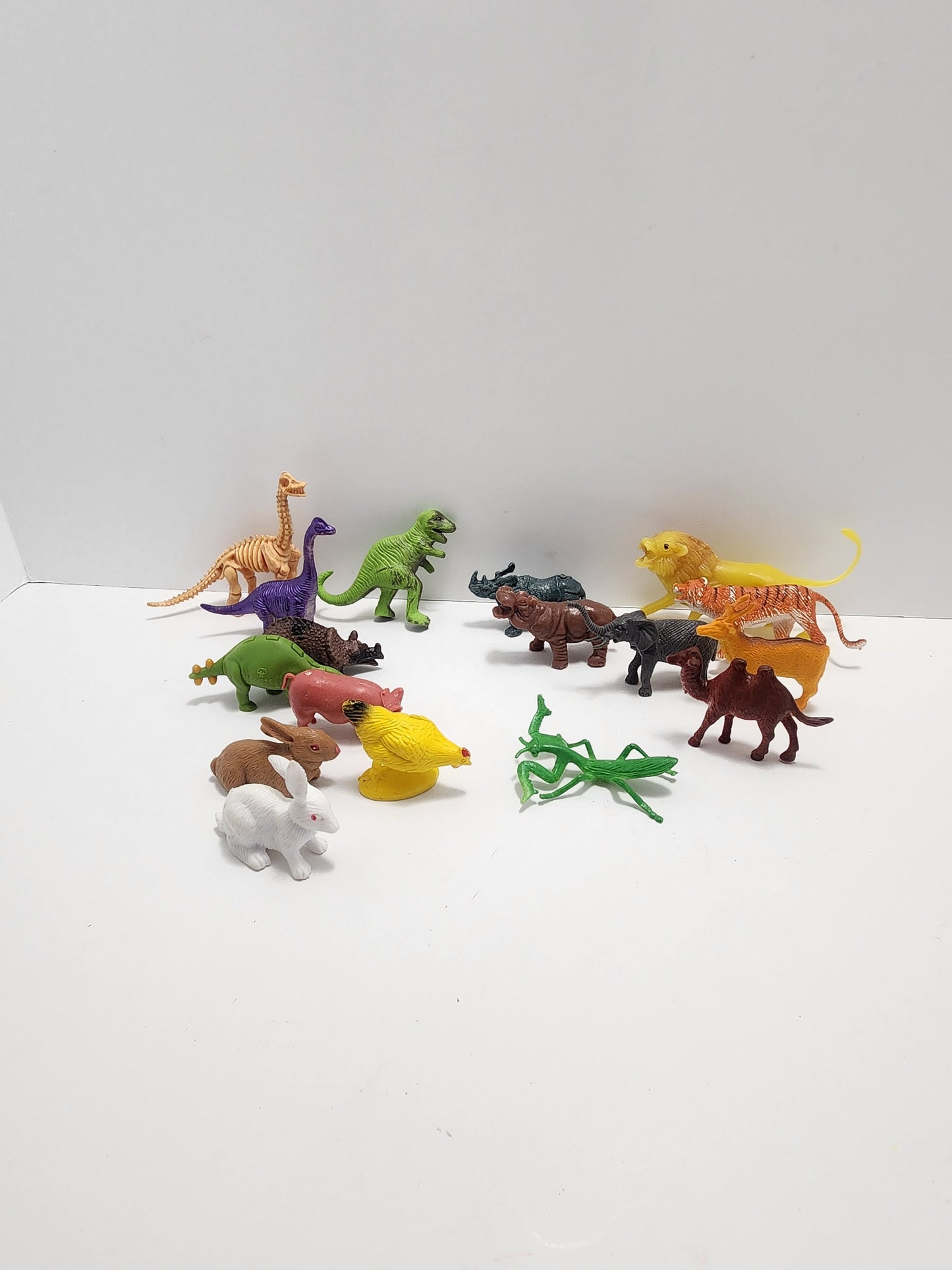 Animal Toy Lot - Dinosaurs - Animal Toys - Minature Toys - Toy Lot