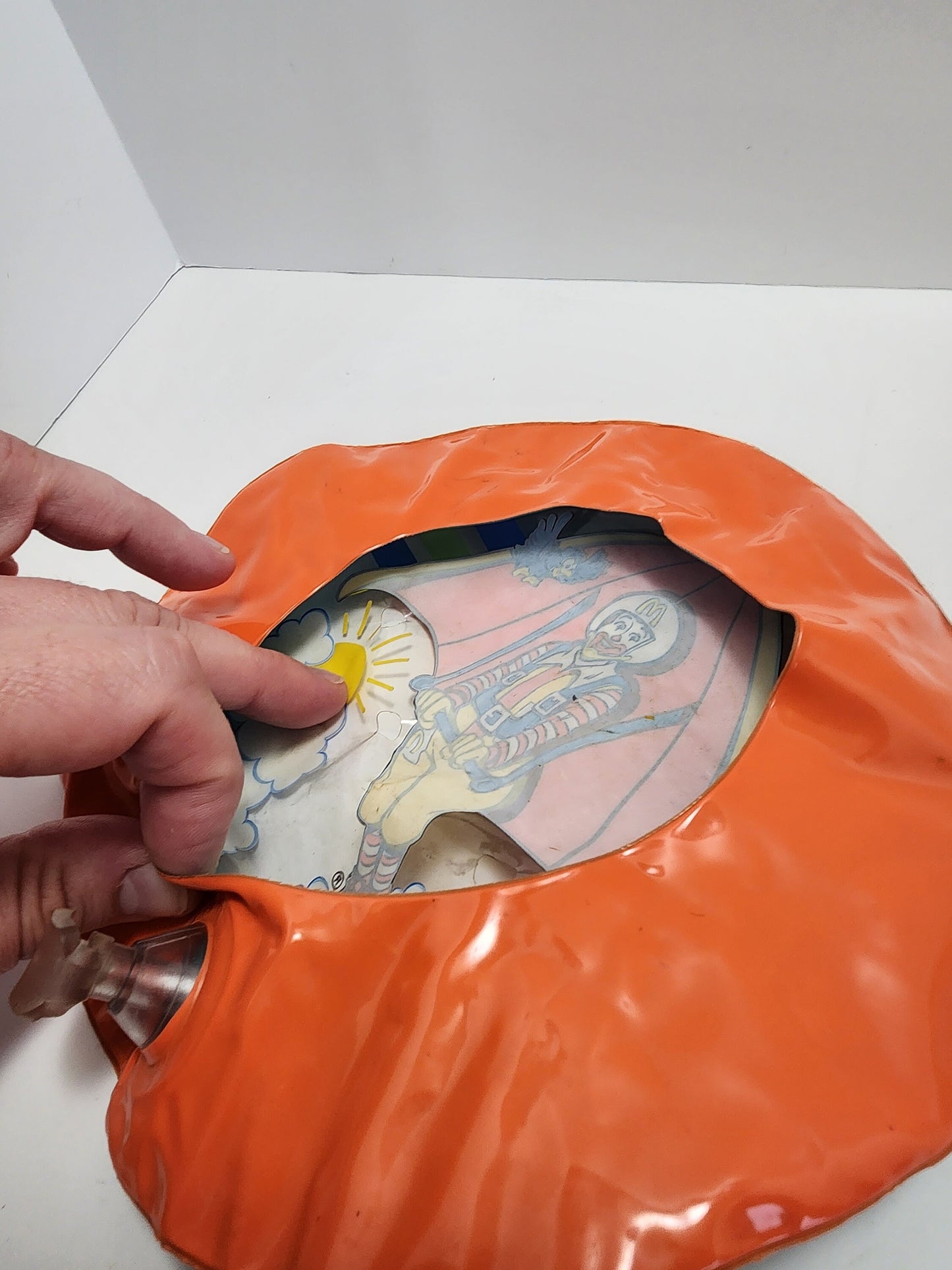 Vintage Inflatable Toys Disney and McDonald's- Aladdin - Ronald Mcdonald - Inflatable Toys - McDonald's Toys - Disney - Disney Toys