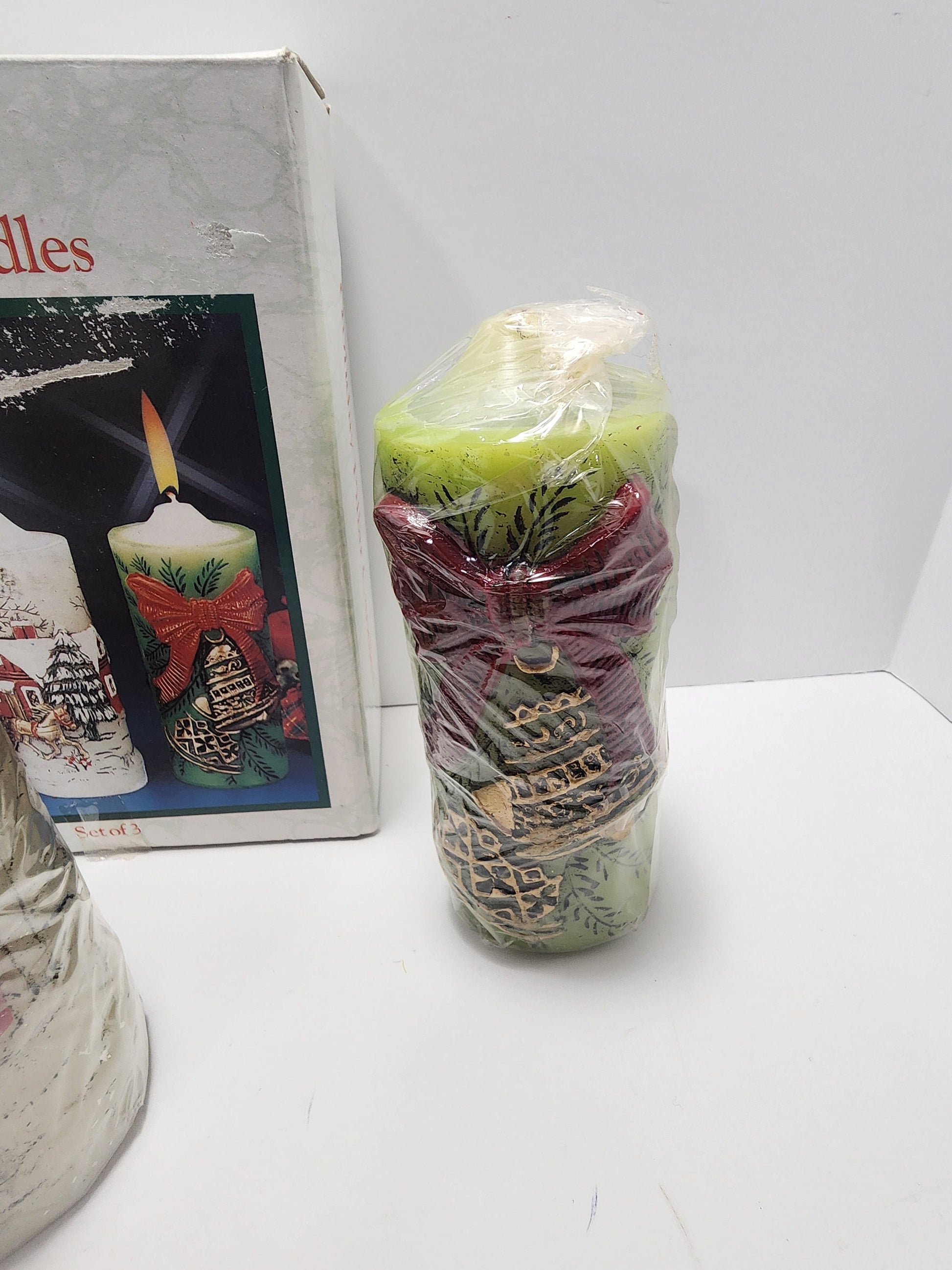 Christmas Rare Vintage Pillar 3D Candles - Christmas - Candles - Christmas Candles - 3D Candles - Vintage Christmas