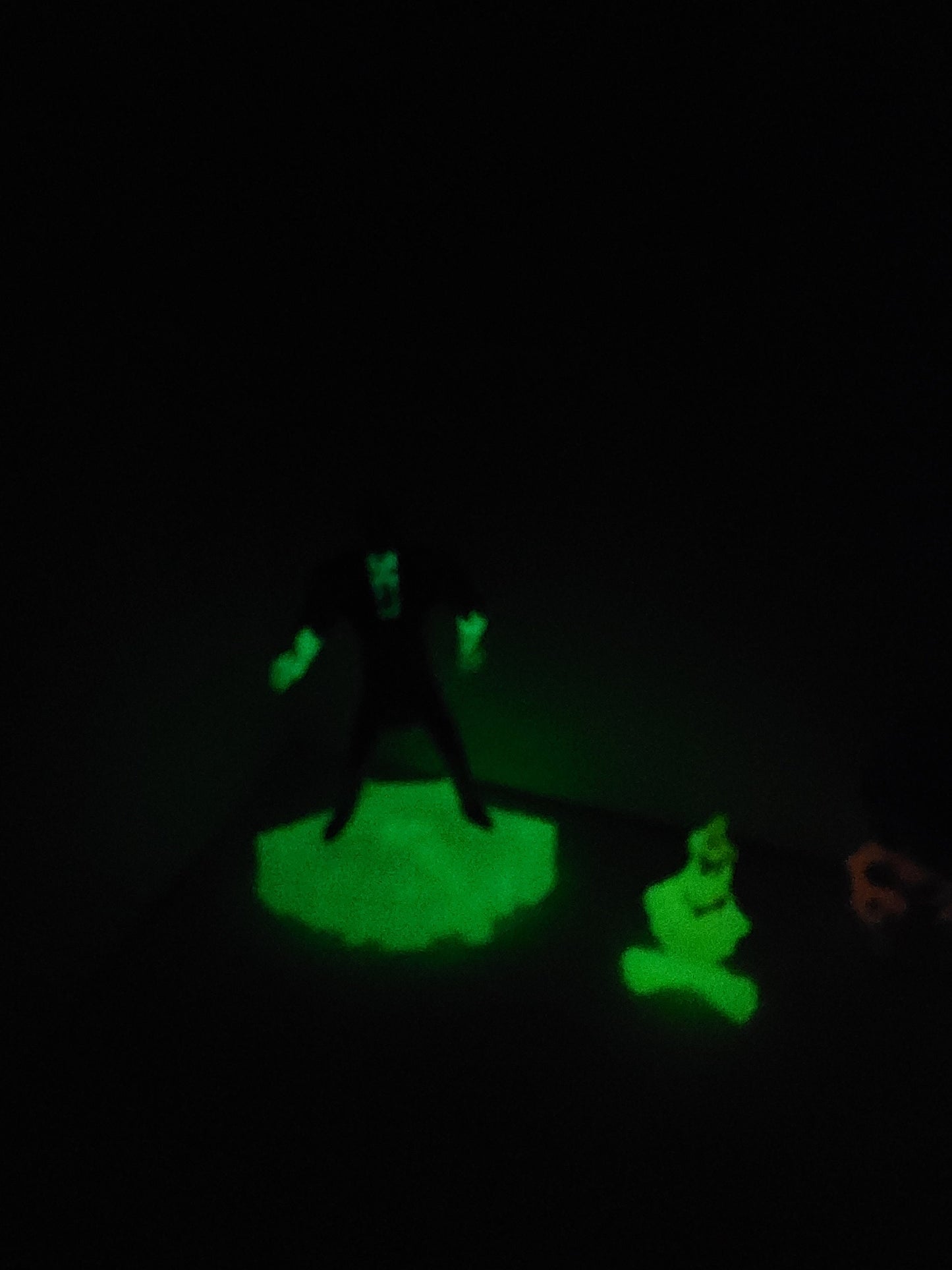 Glow In The Dark Toy Figures - Blacklight - Blacklight Display - Uranium - Toys - Glowworm - Marvel Toys - Blacklight Toys - Vintage Toys